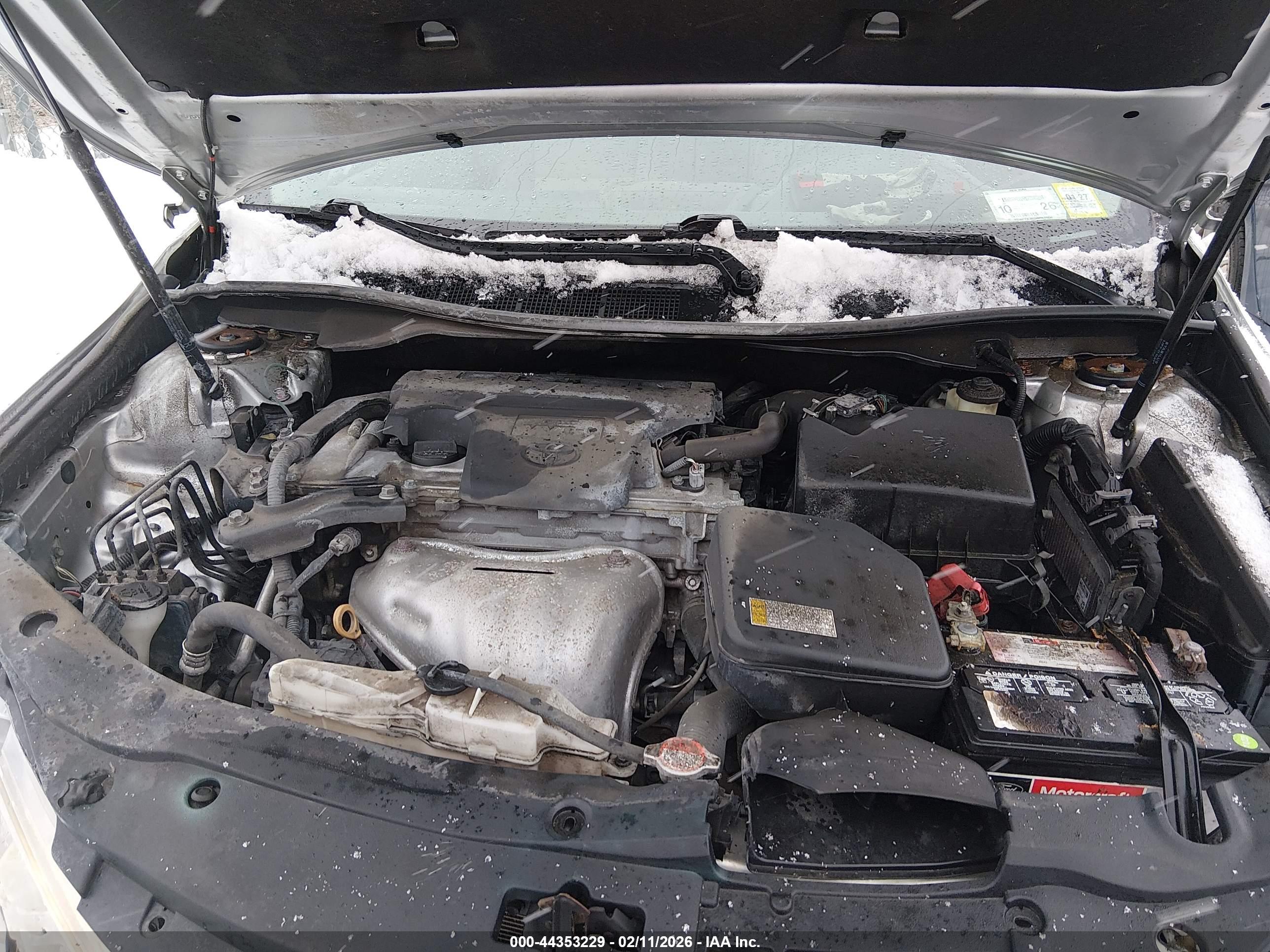 TOYOTA CAMRY image 10