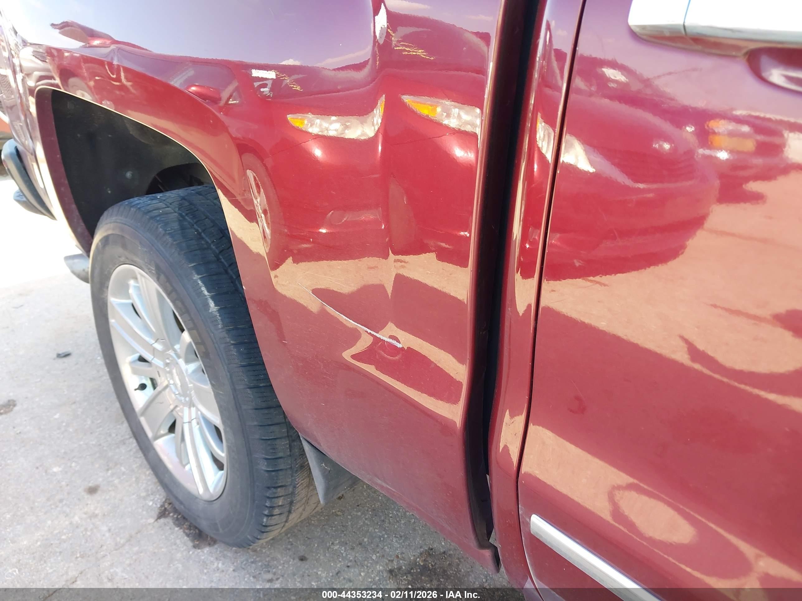 CHEVROLET SILVERADO image 6