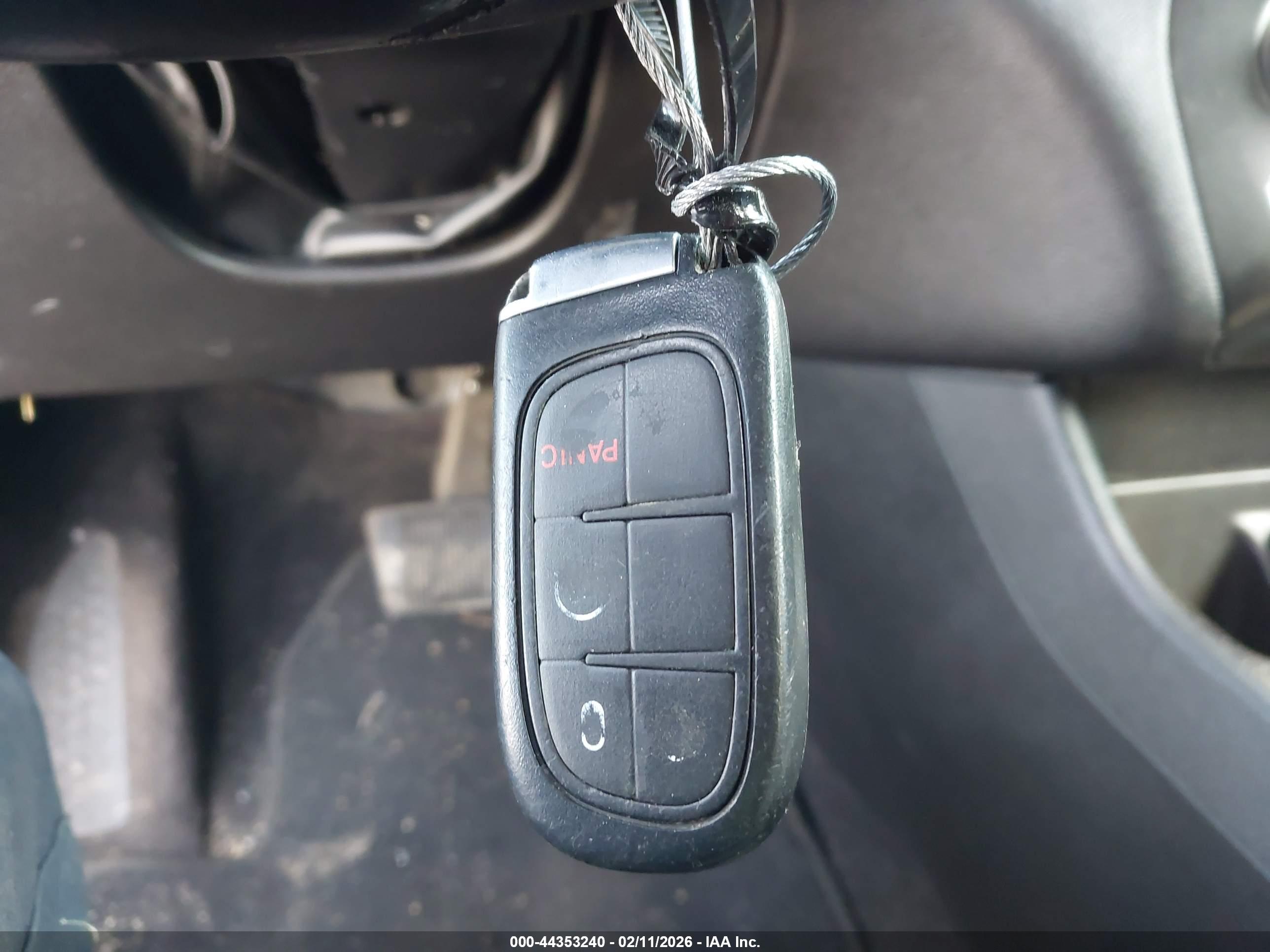 JEEP CHEROKEE image 11
