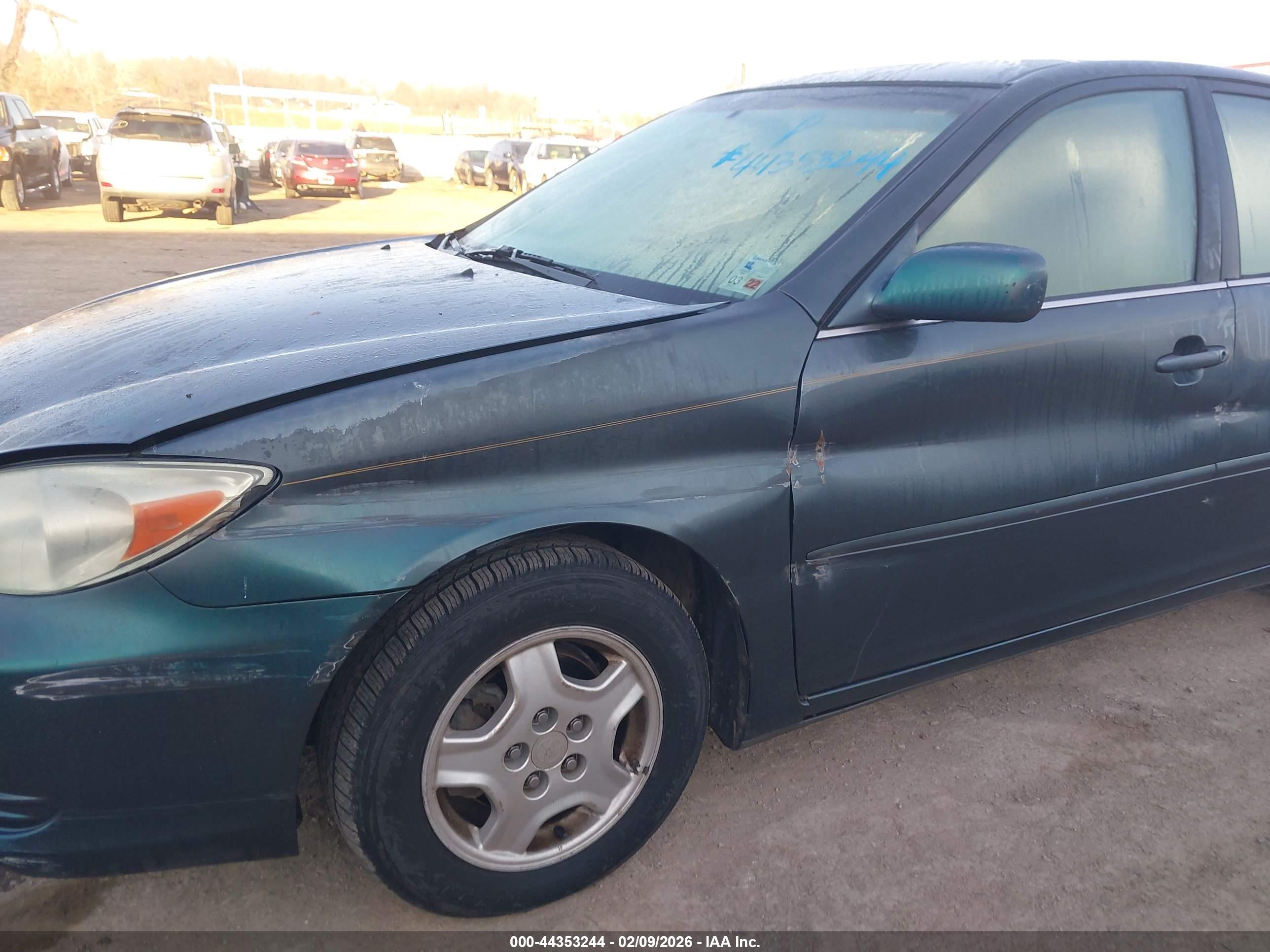 TOYOTA CAMRY image 6