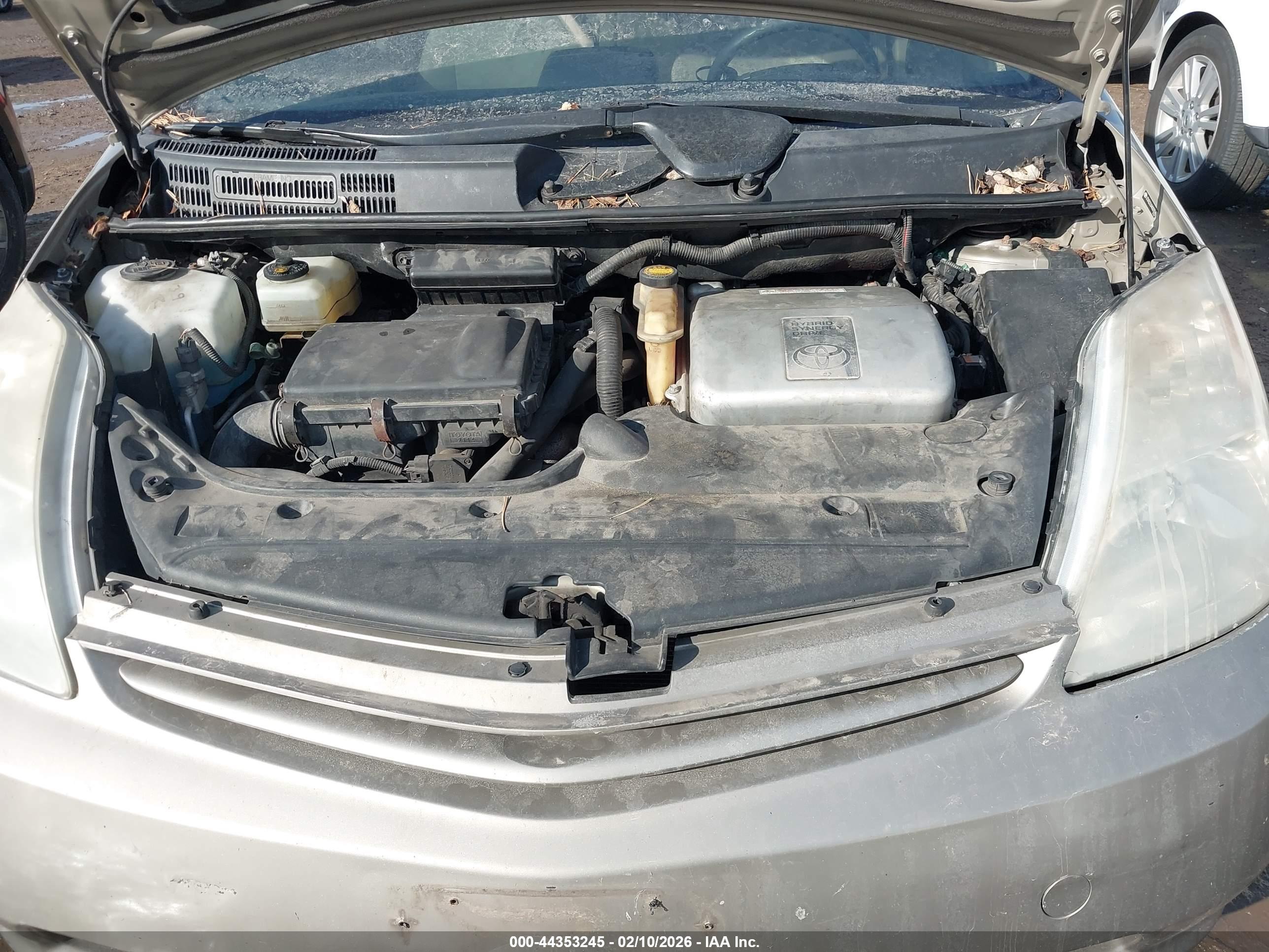 TOYOTA PRIUS image 10