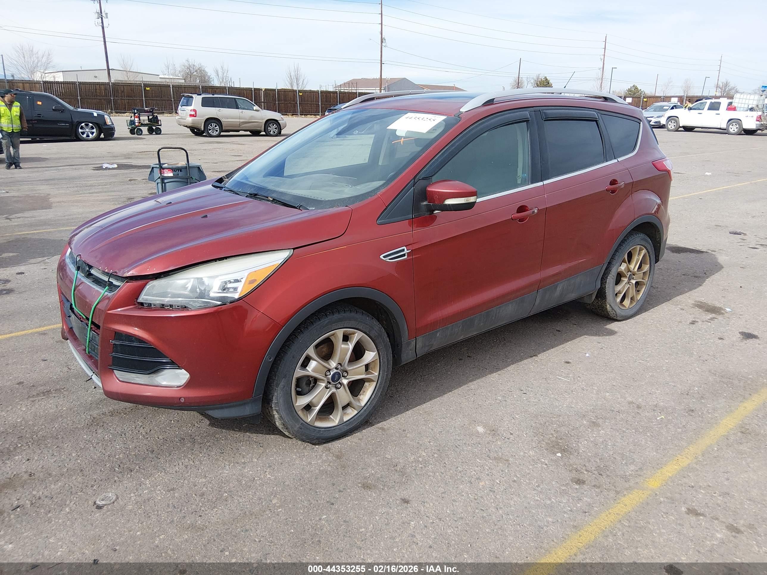 FORD ESCAPE image 2