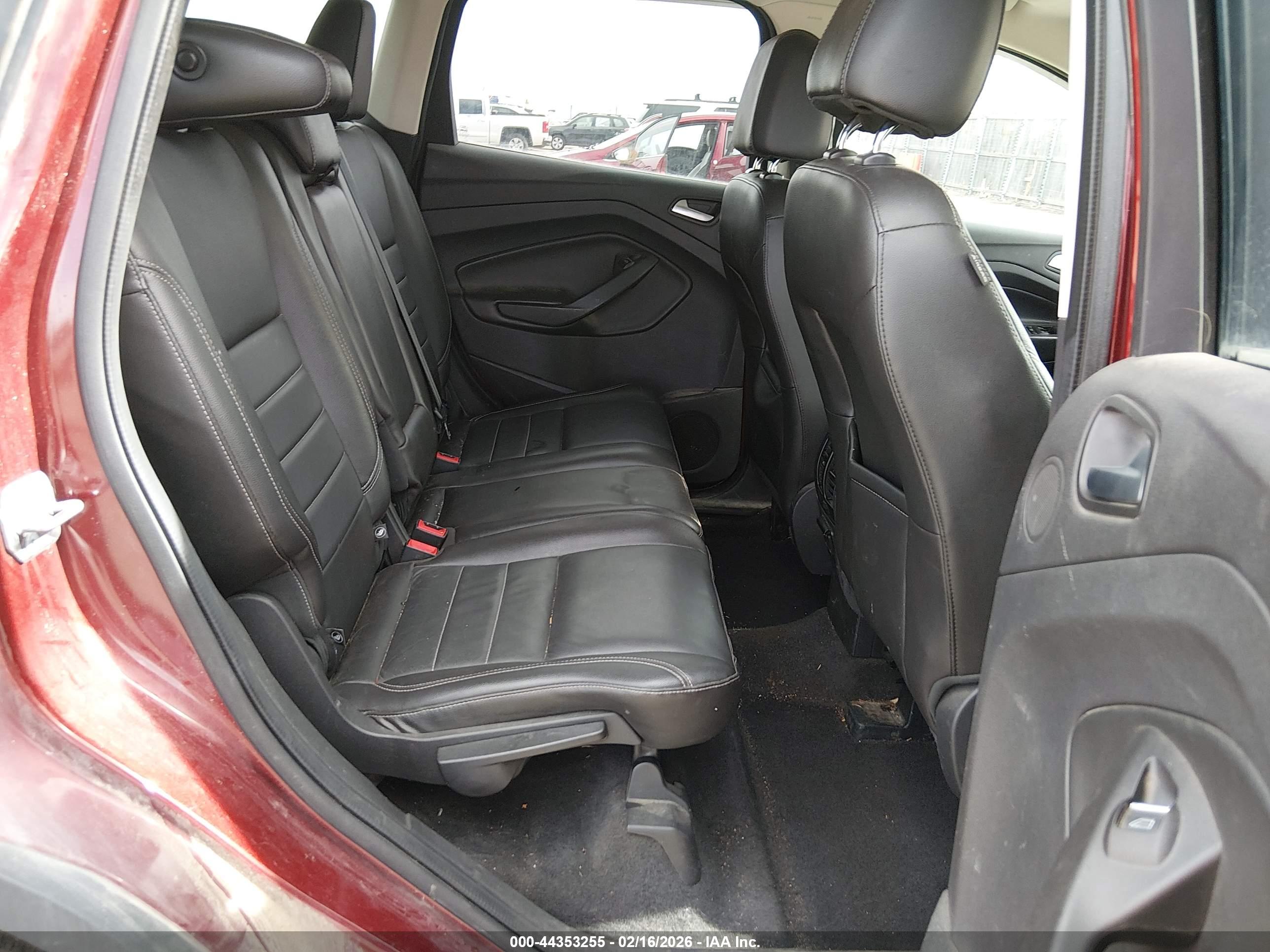 FORD ESCAPE image 8