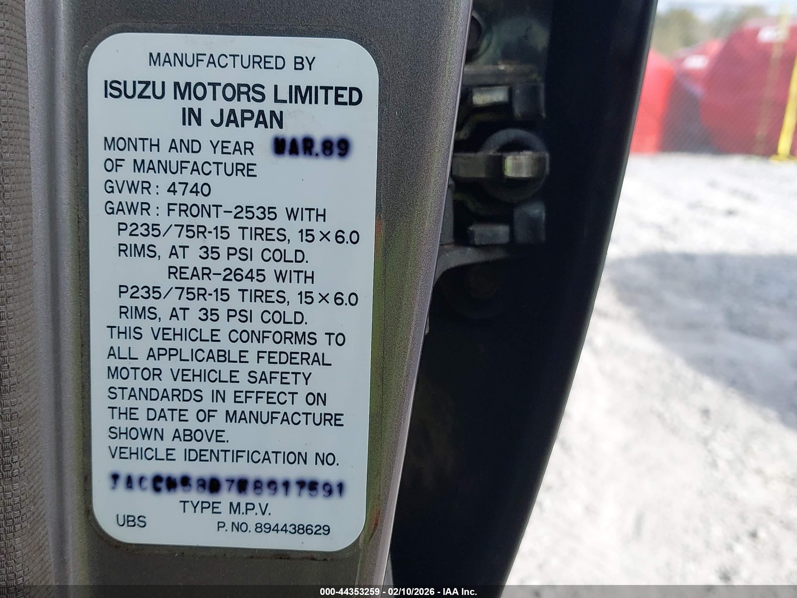 ISUZU TROOPER image 9