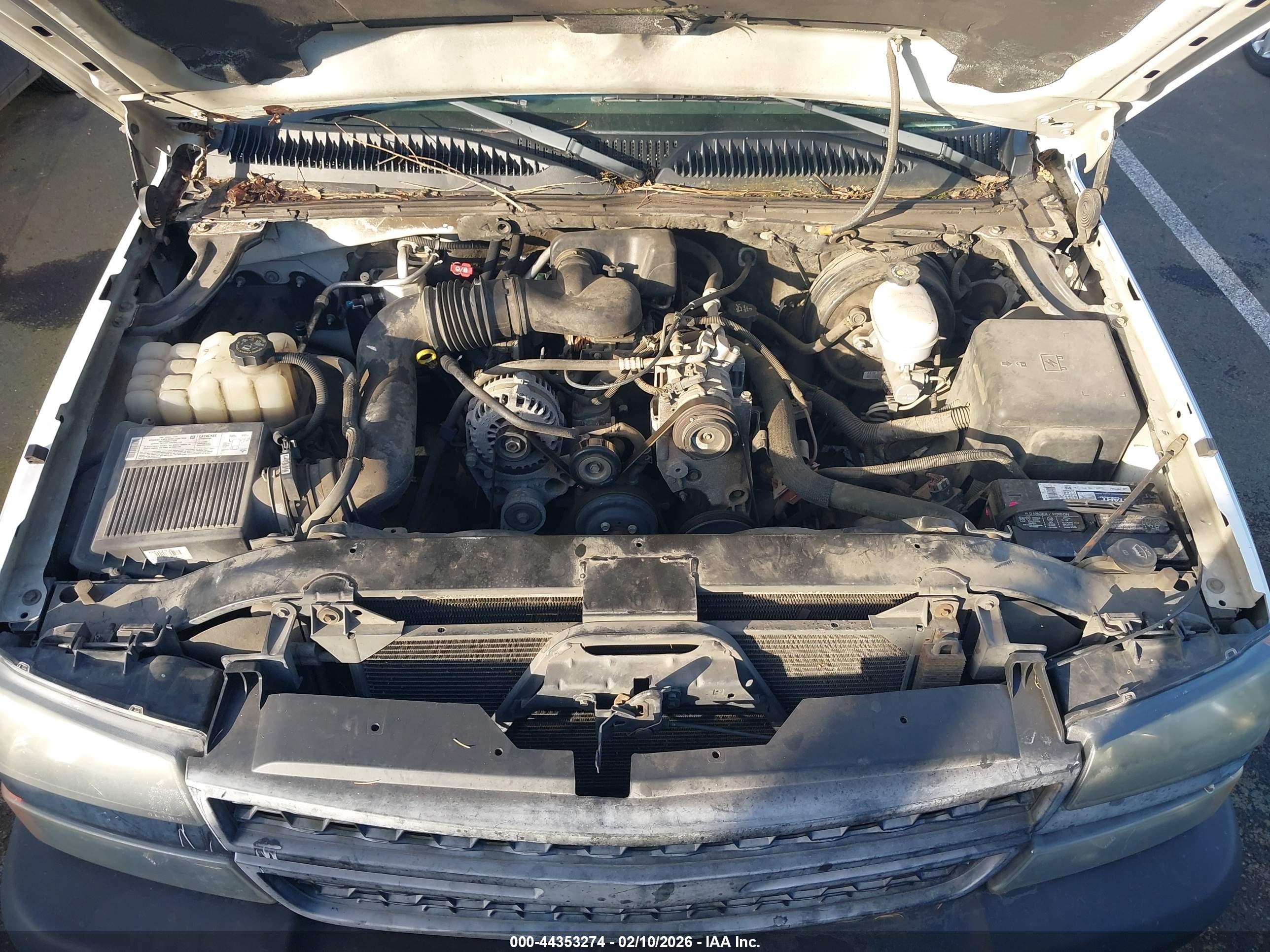 CHEVROLET SILVERADO image 10