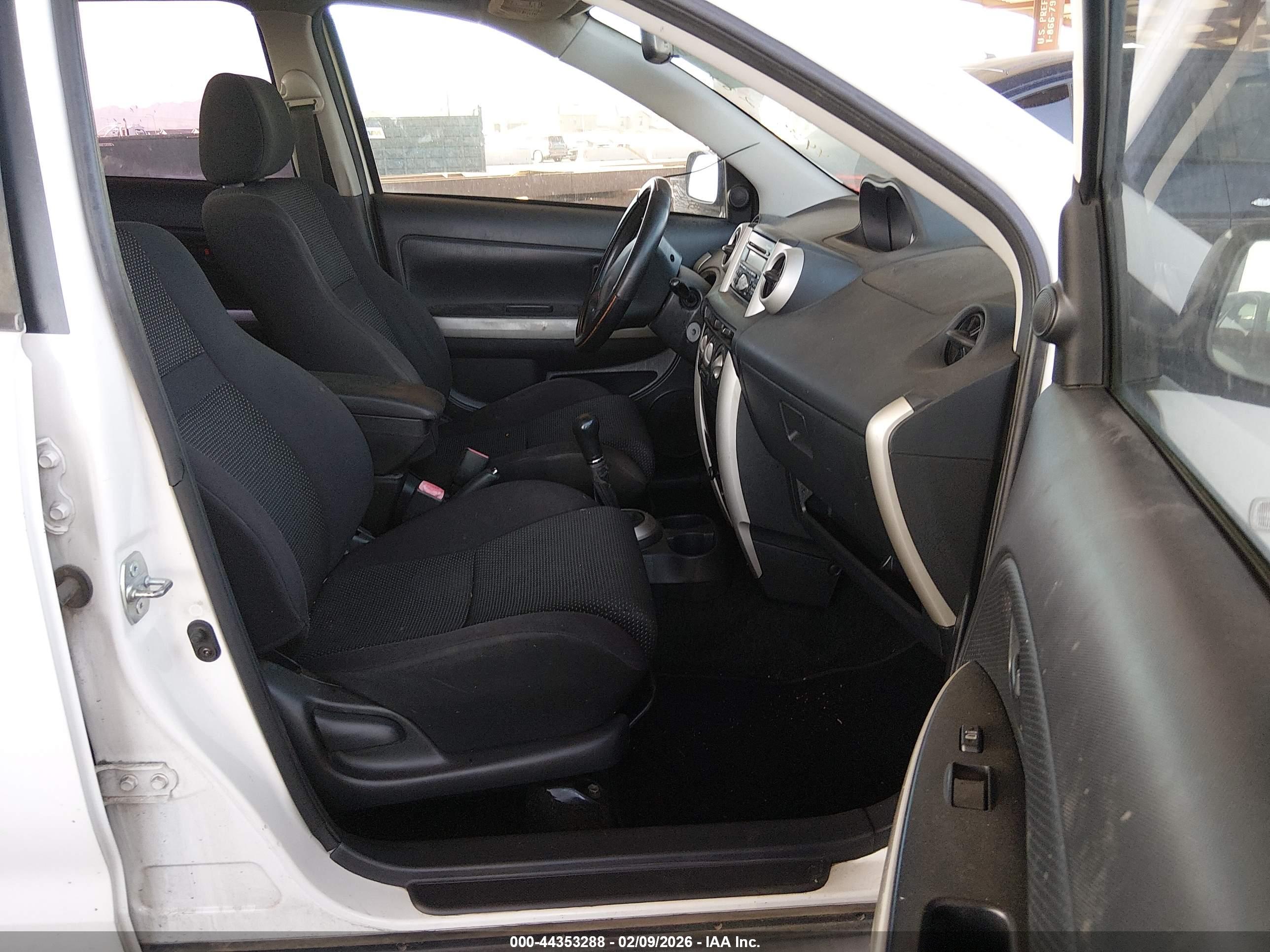 SCION XA image 5