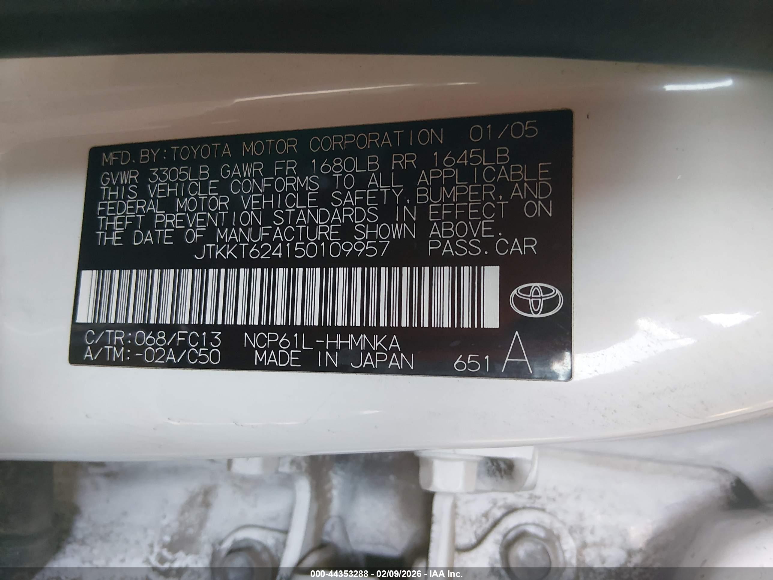 SCION XA image 9