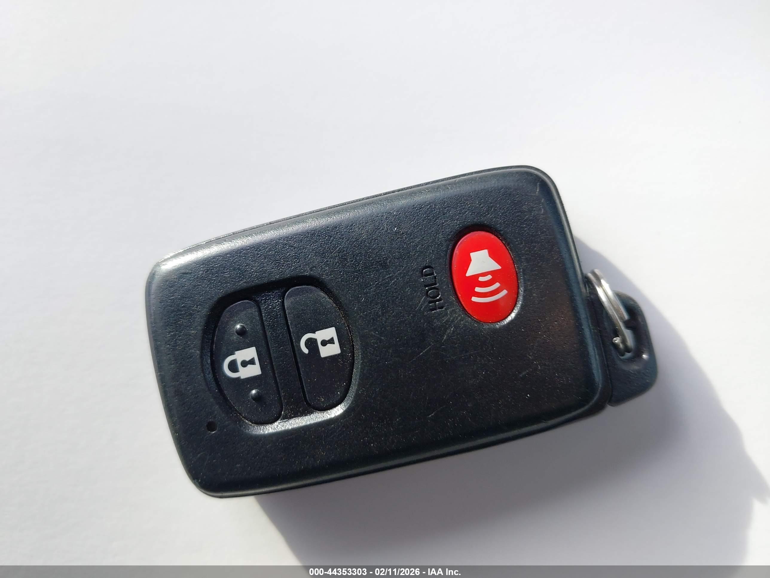 TOYOTA PRIUS image 11