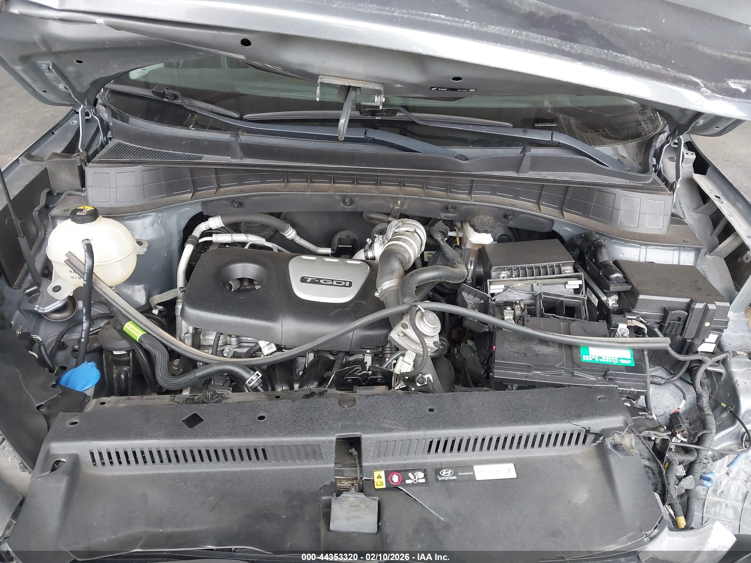 HYUNDAI TUCSON image 10