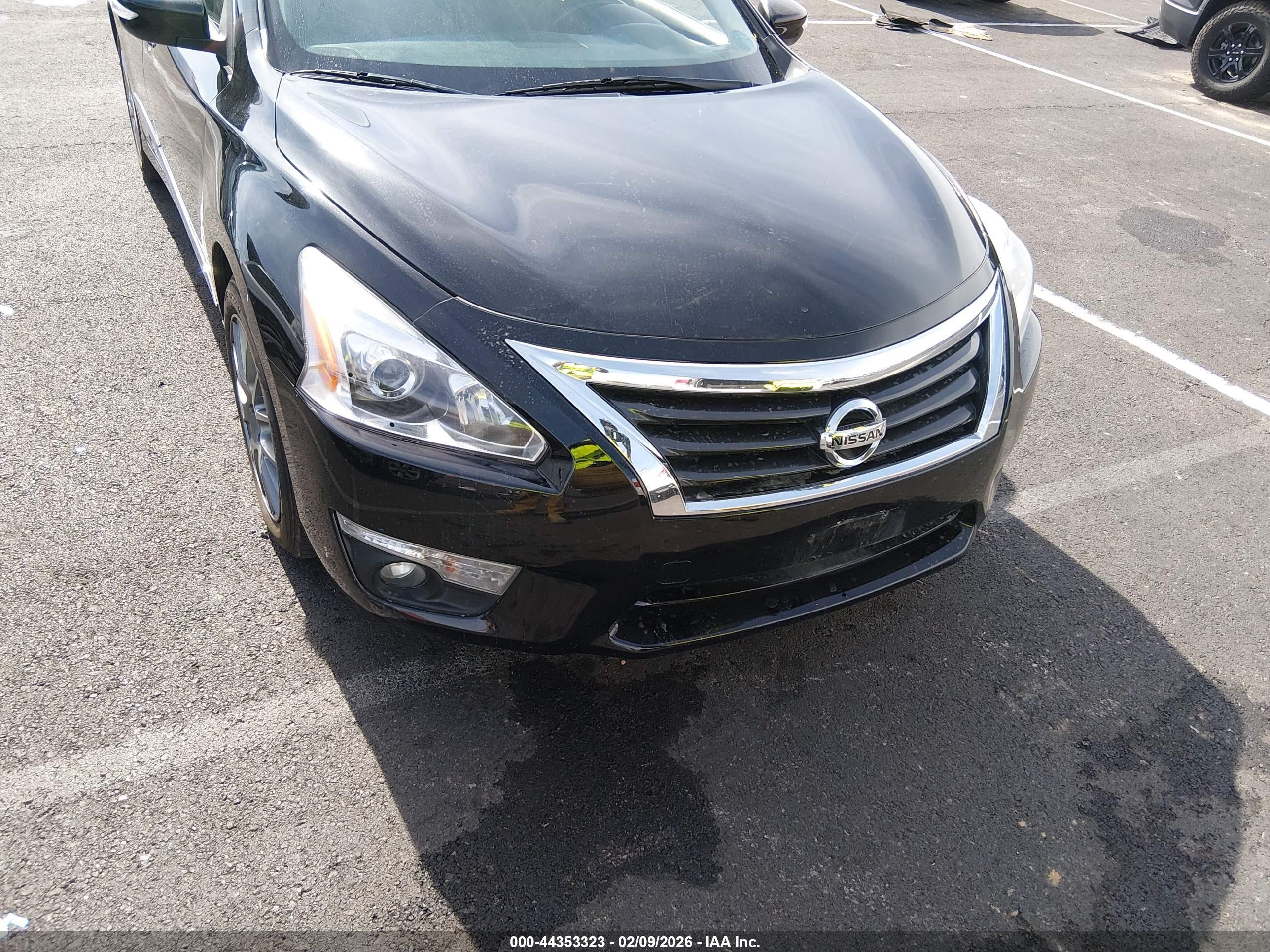 NISSAN ALTIMA image 6