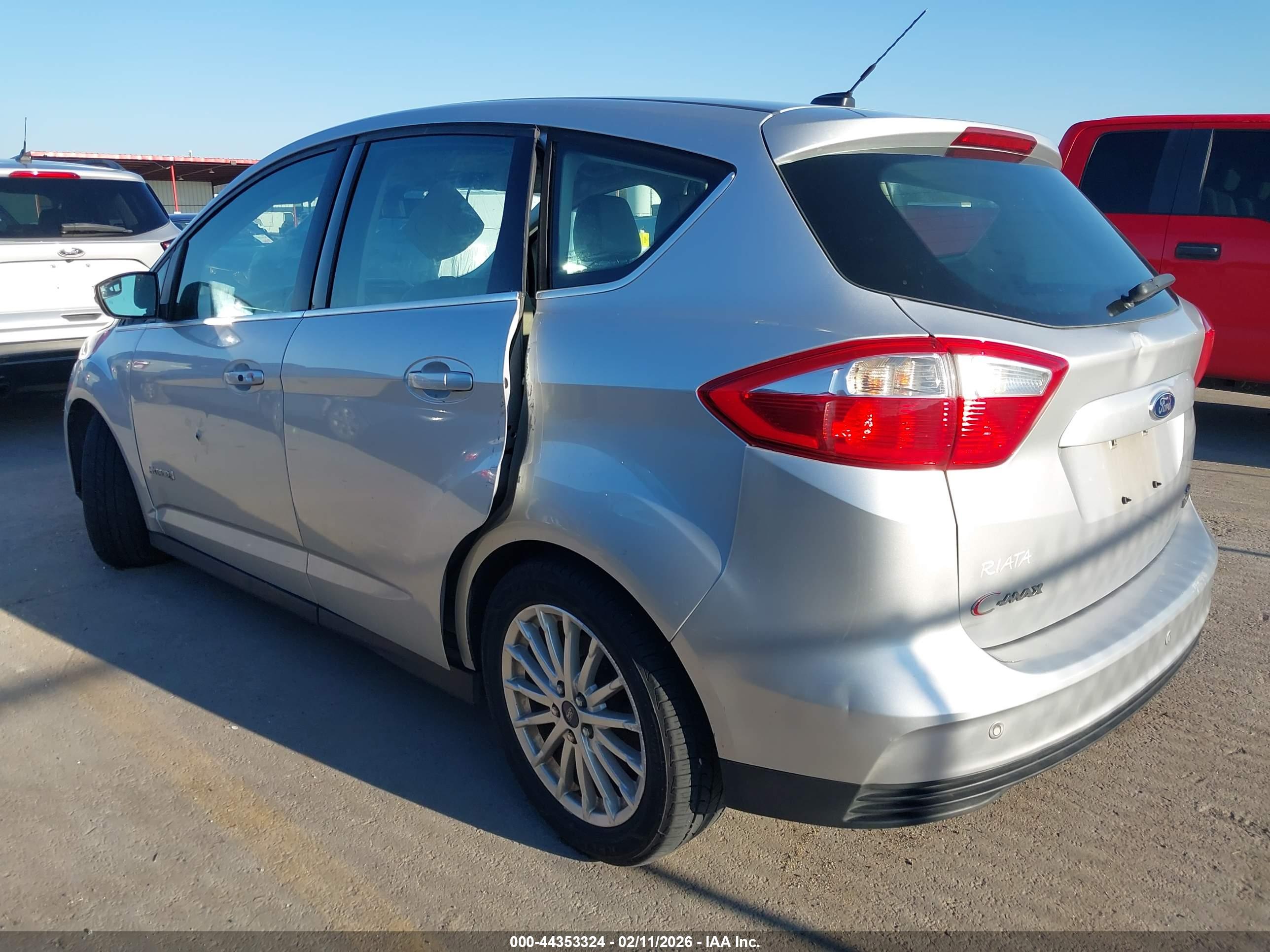 FORD C-MAX image 3