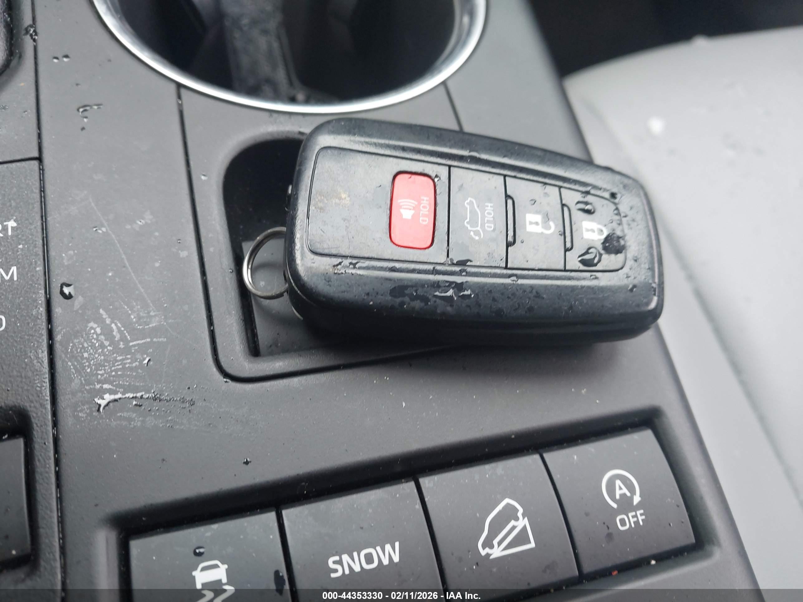 TOYOTA HIGHLANDER image 11