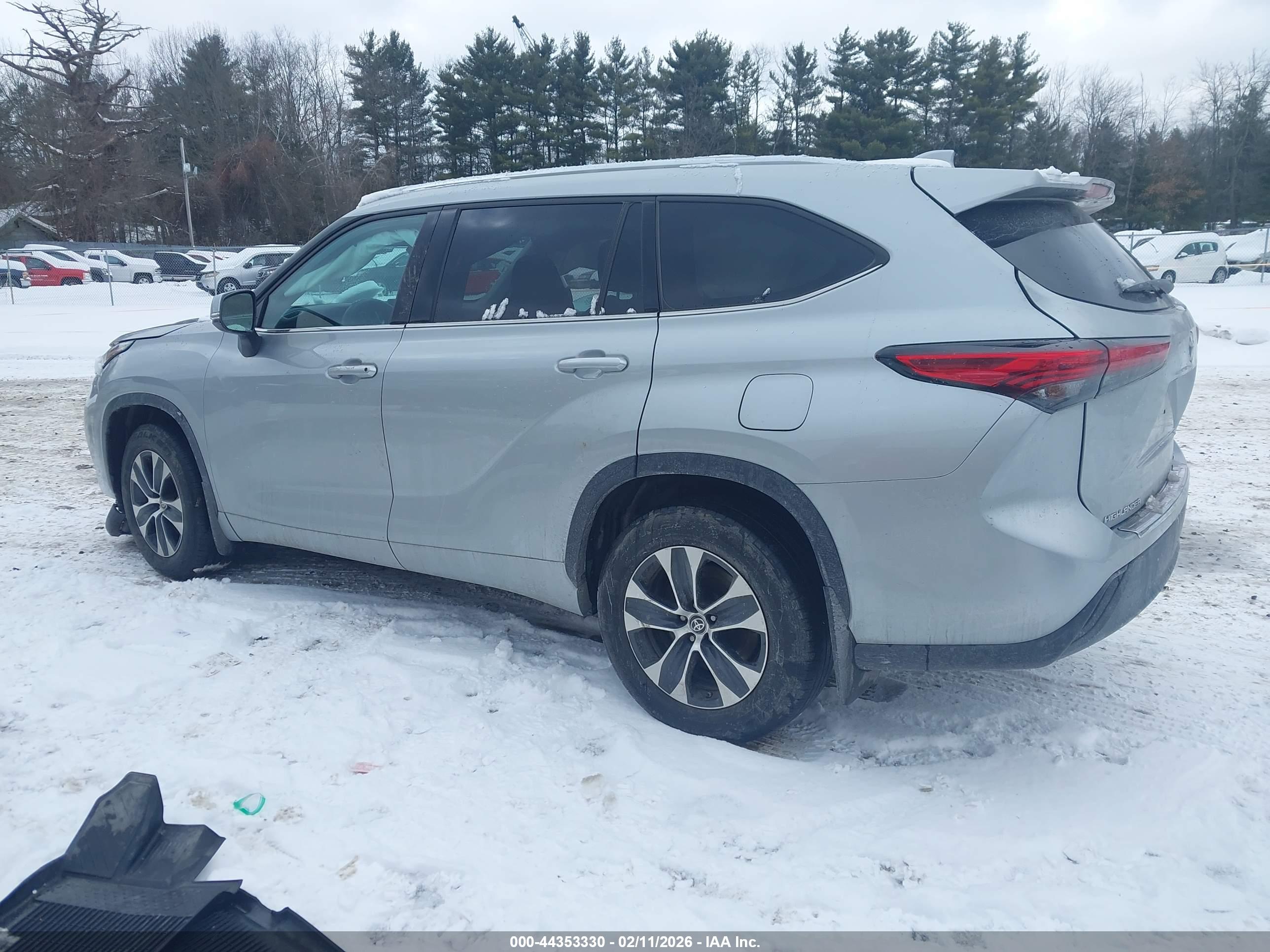 TOYOTA HIGHLANDER image 3