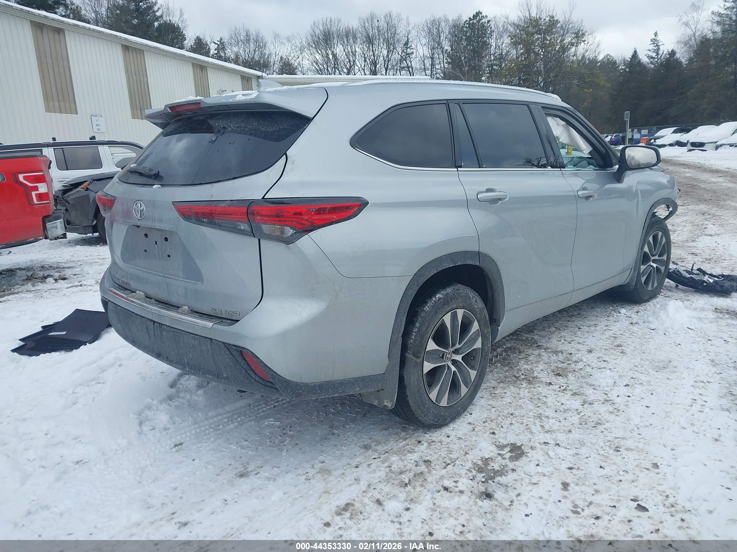 TOYOTA HIGHLANDER image 4