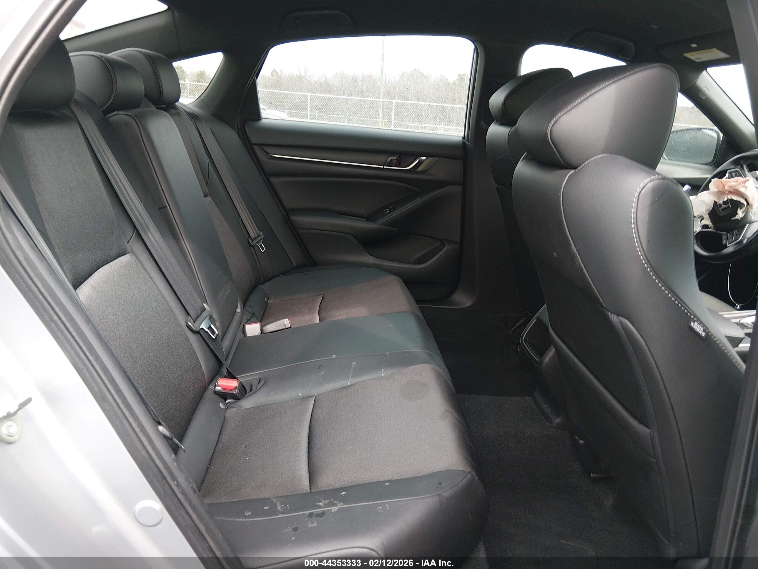 HONDA ACCORD image 8