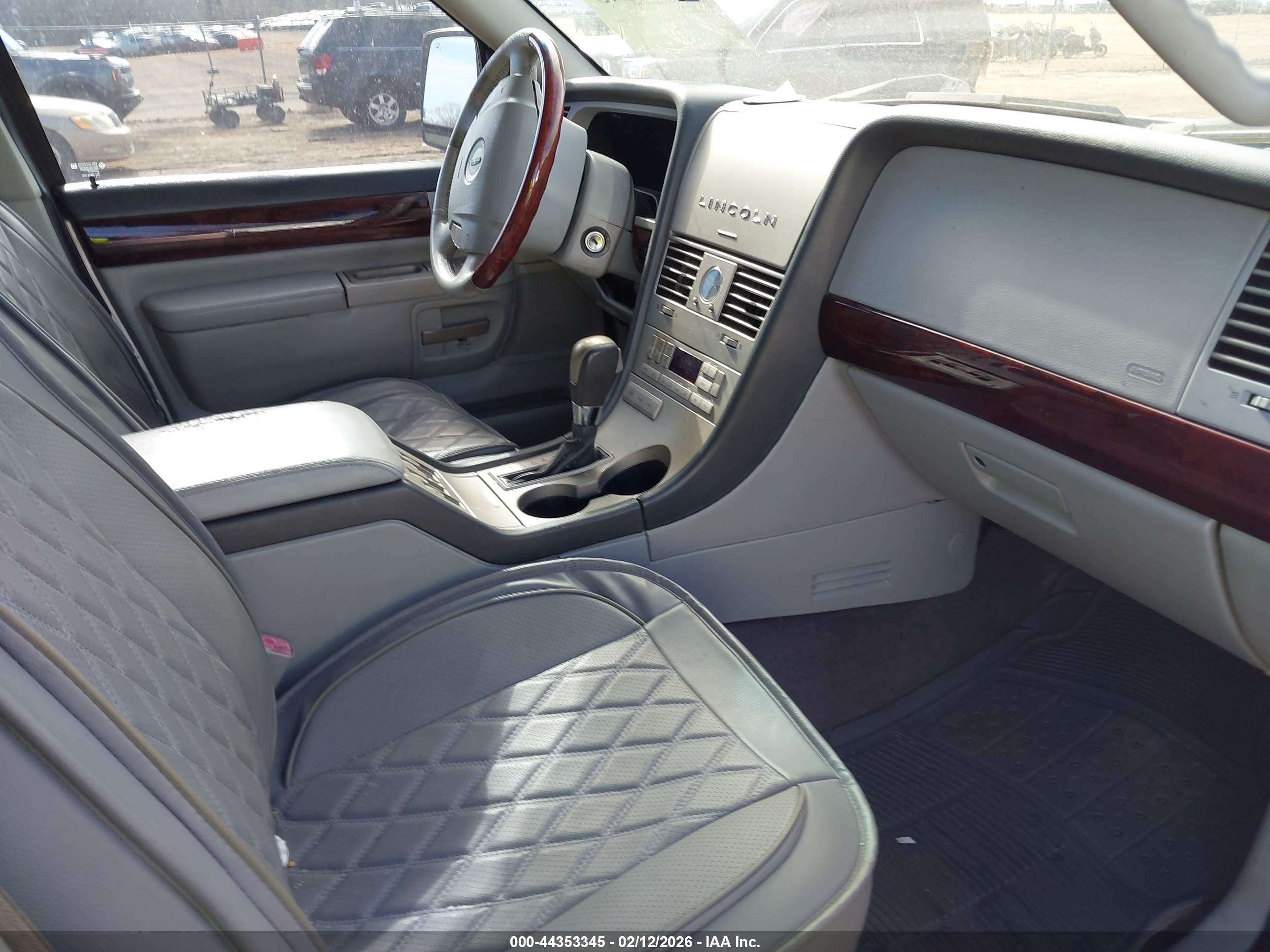 LINCOLN AVIATOR image 5