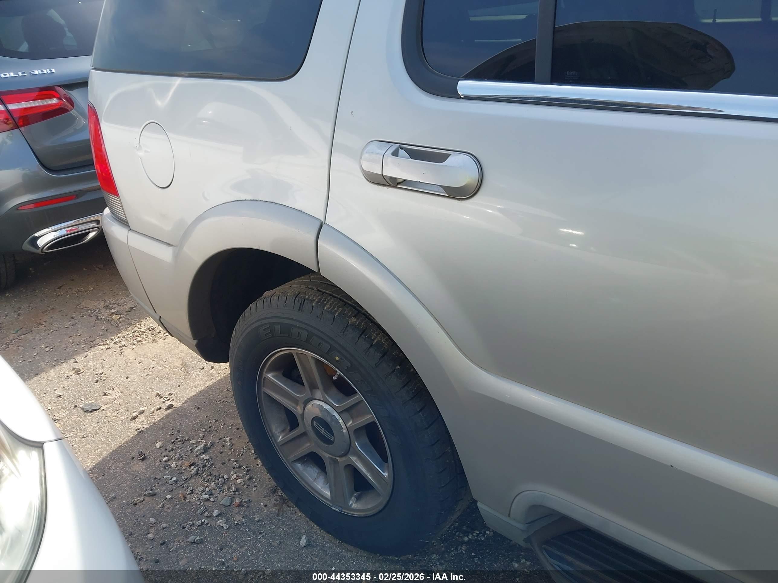 LINCOLN AVIATOR image 6