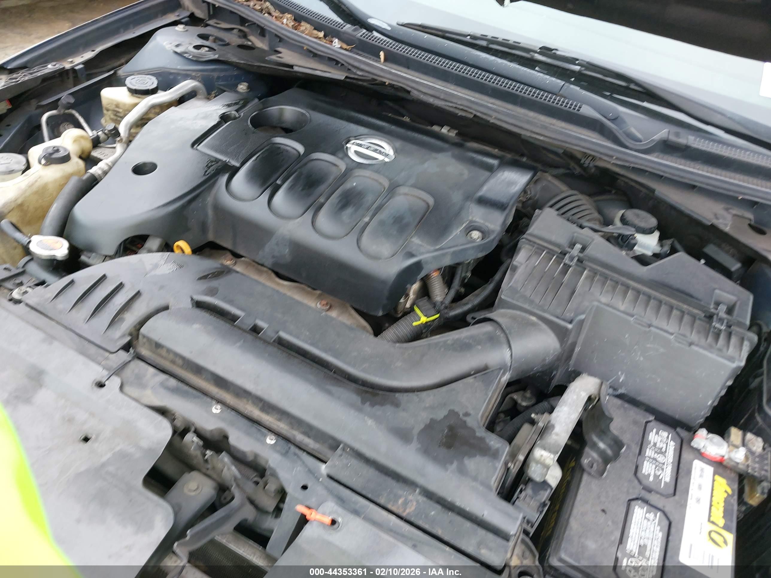 NISSAN ALTIMA image 10