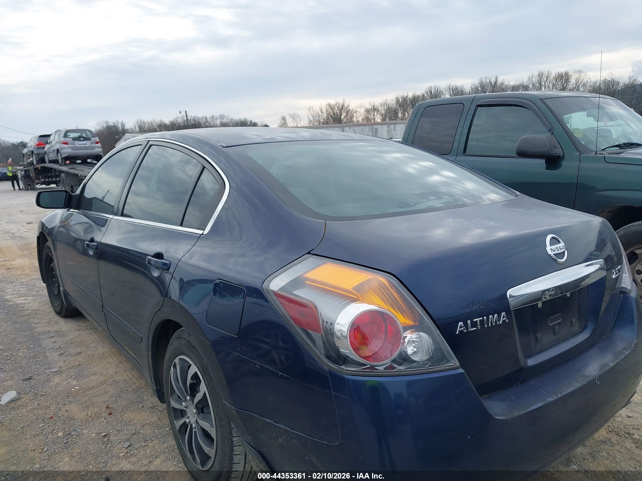 NISSAN ALTIMA image 3