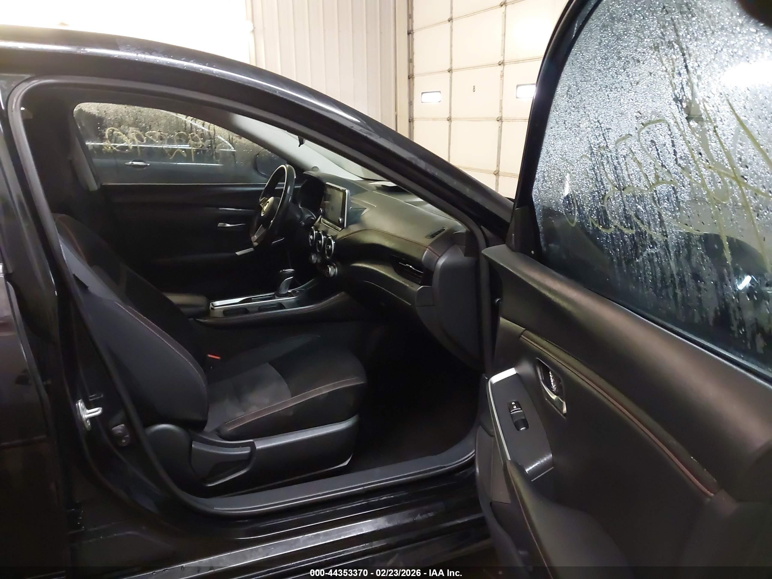 NISSAN SENTRA image 5