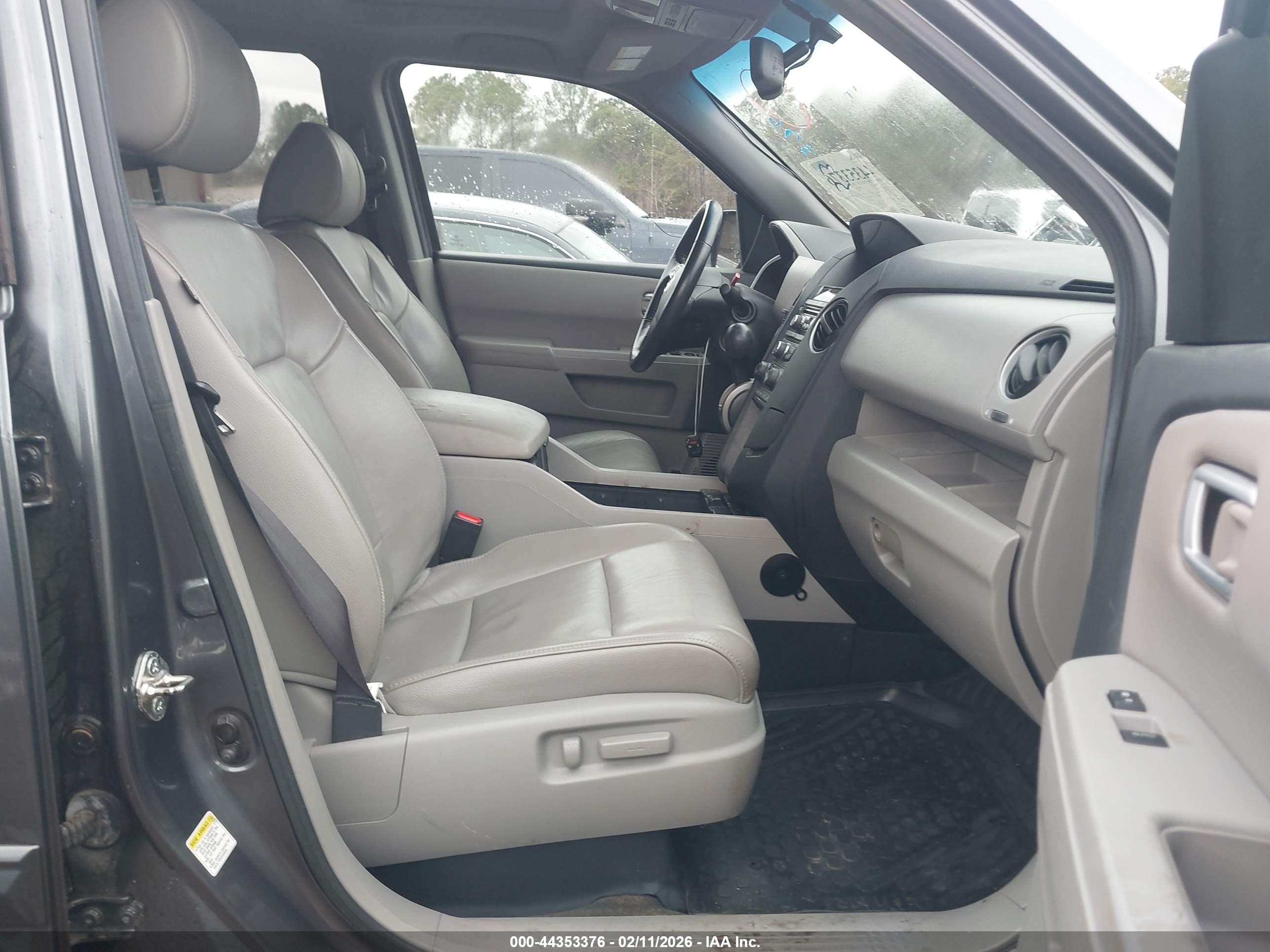 HONDA PILOT image 5