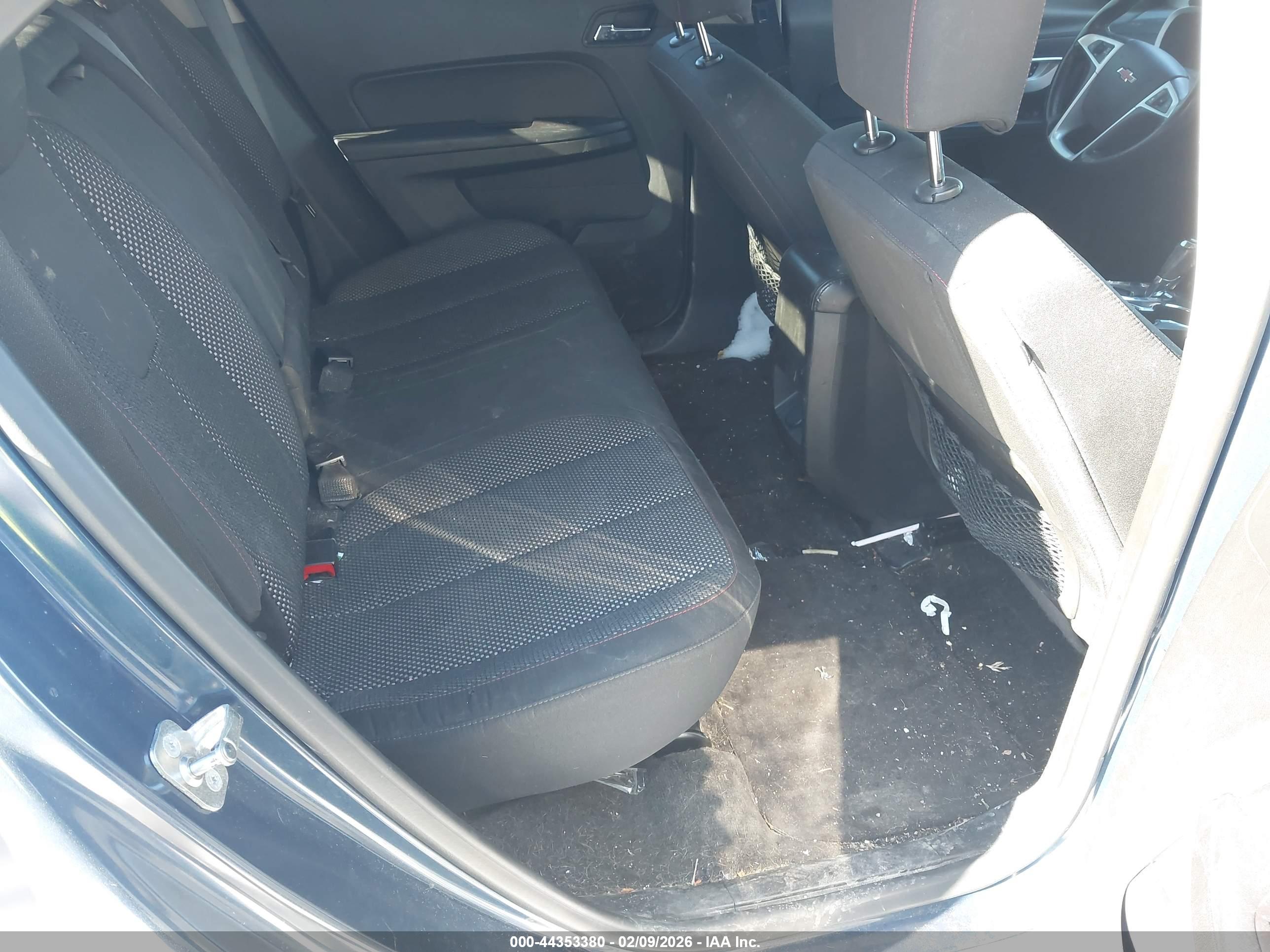 CHEVROLET EQUINOX image 8