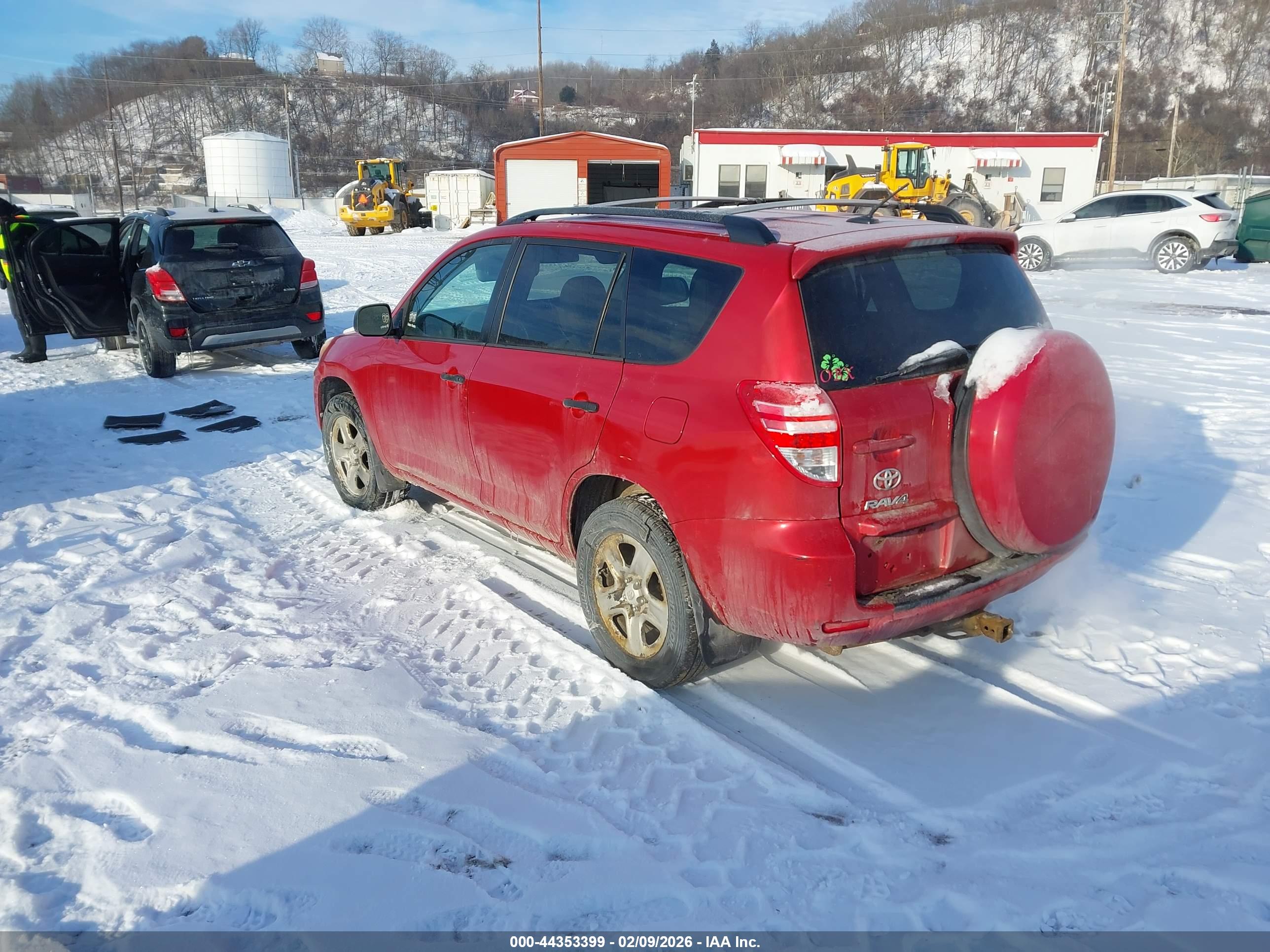 TOYOTA RAV4 image 3
