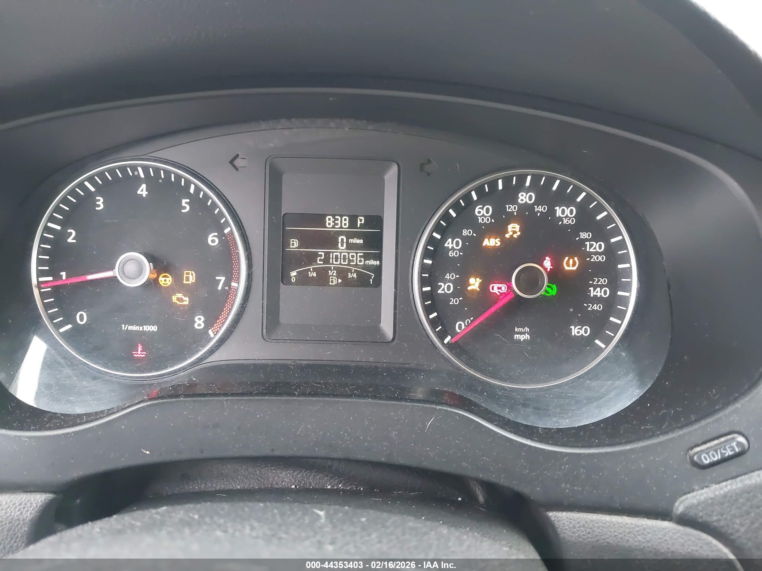 VOLKSWAGEN JETTA image 7