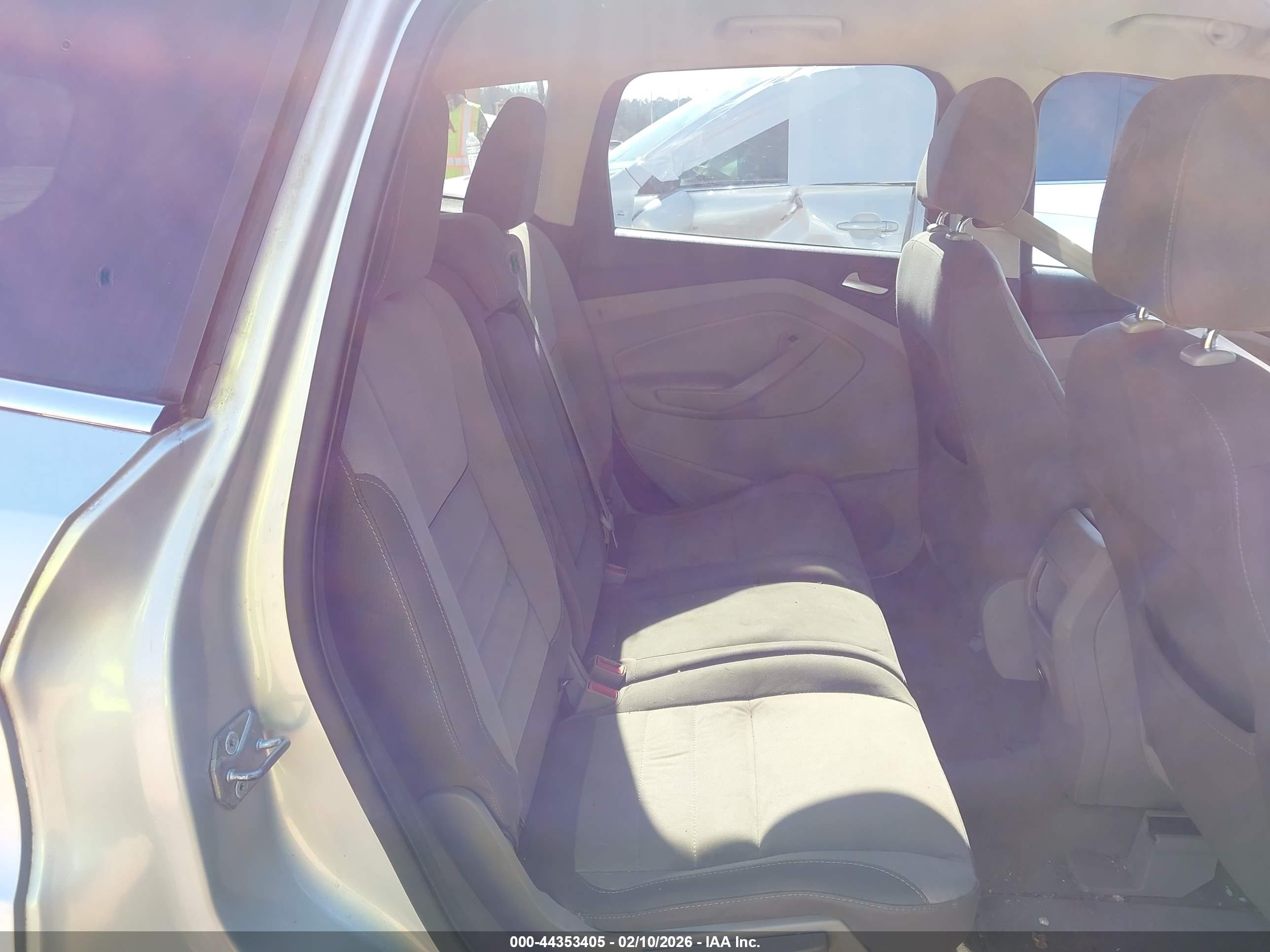 FORD ESCAPE image 8
