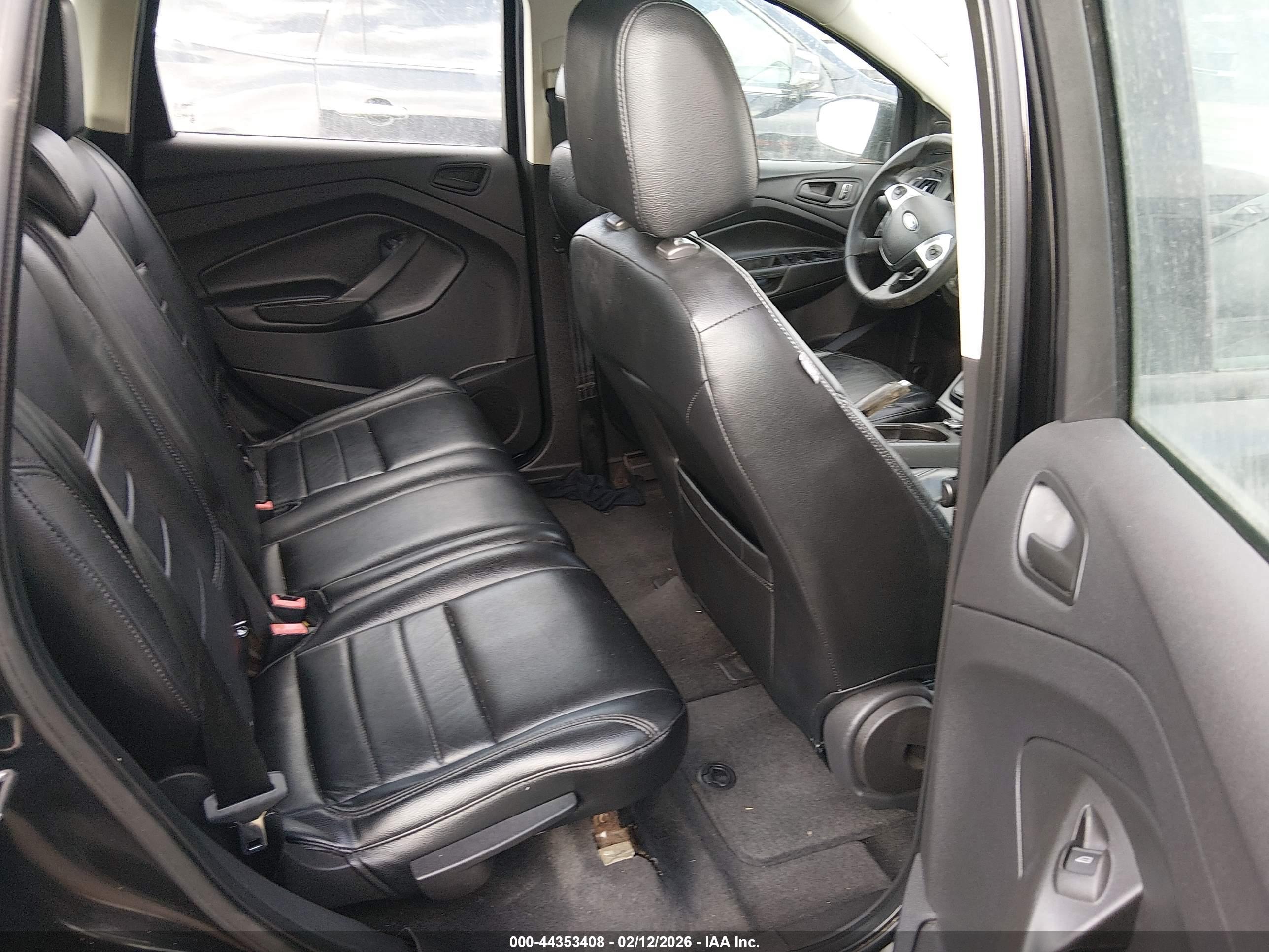 FORD ESCAPE image 8