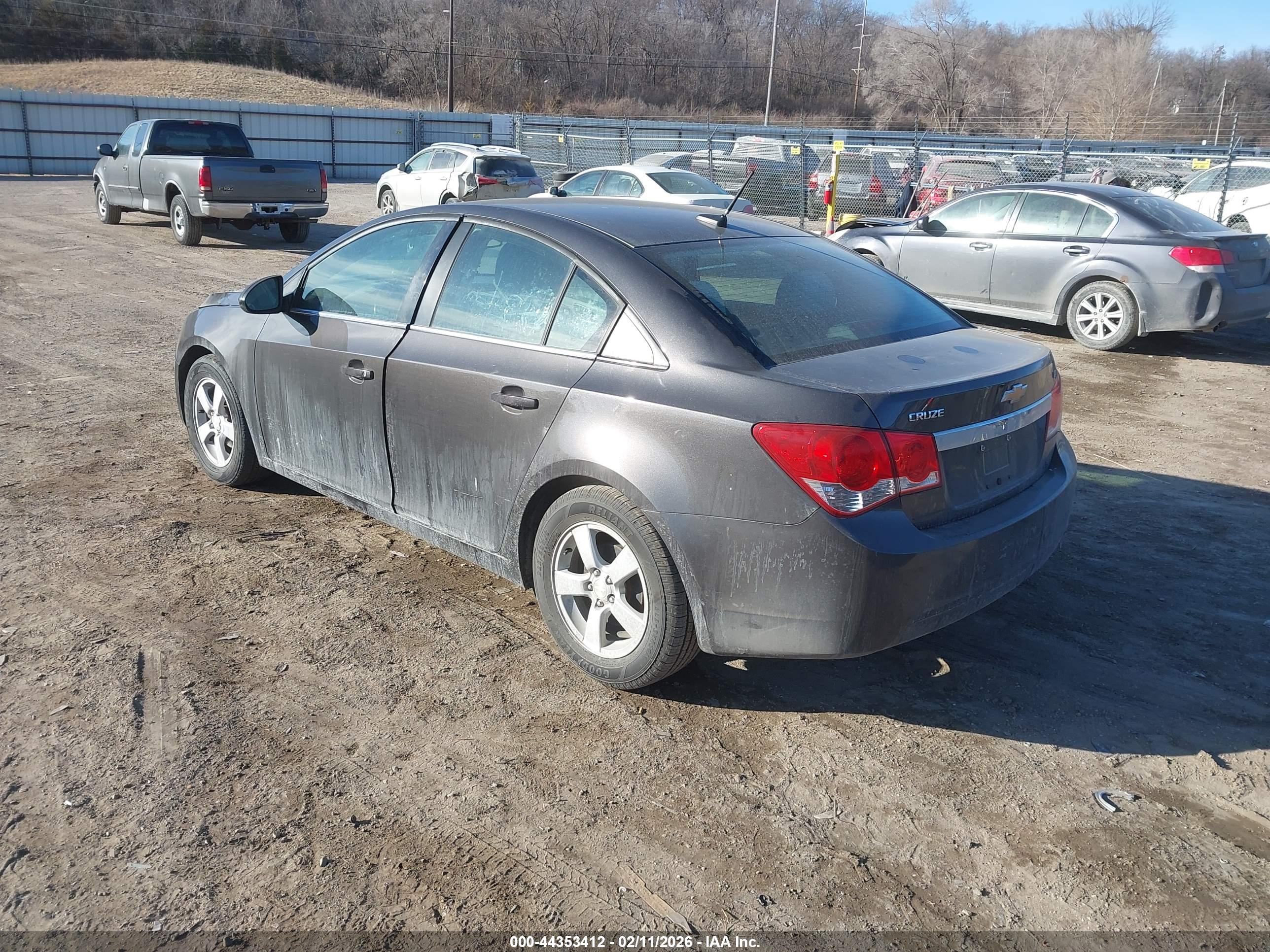 CHEVROLET CRUZE image 3