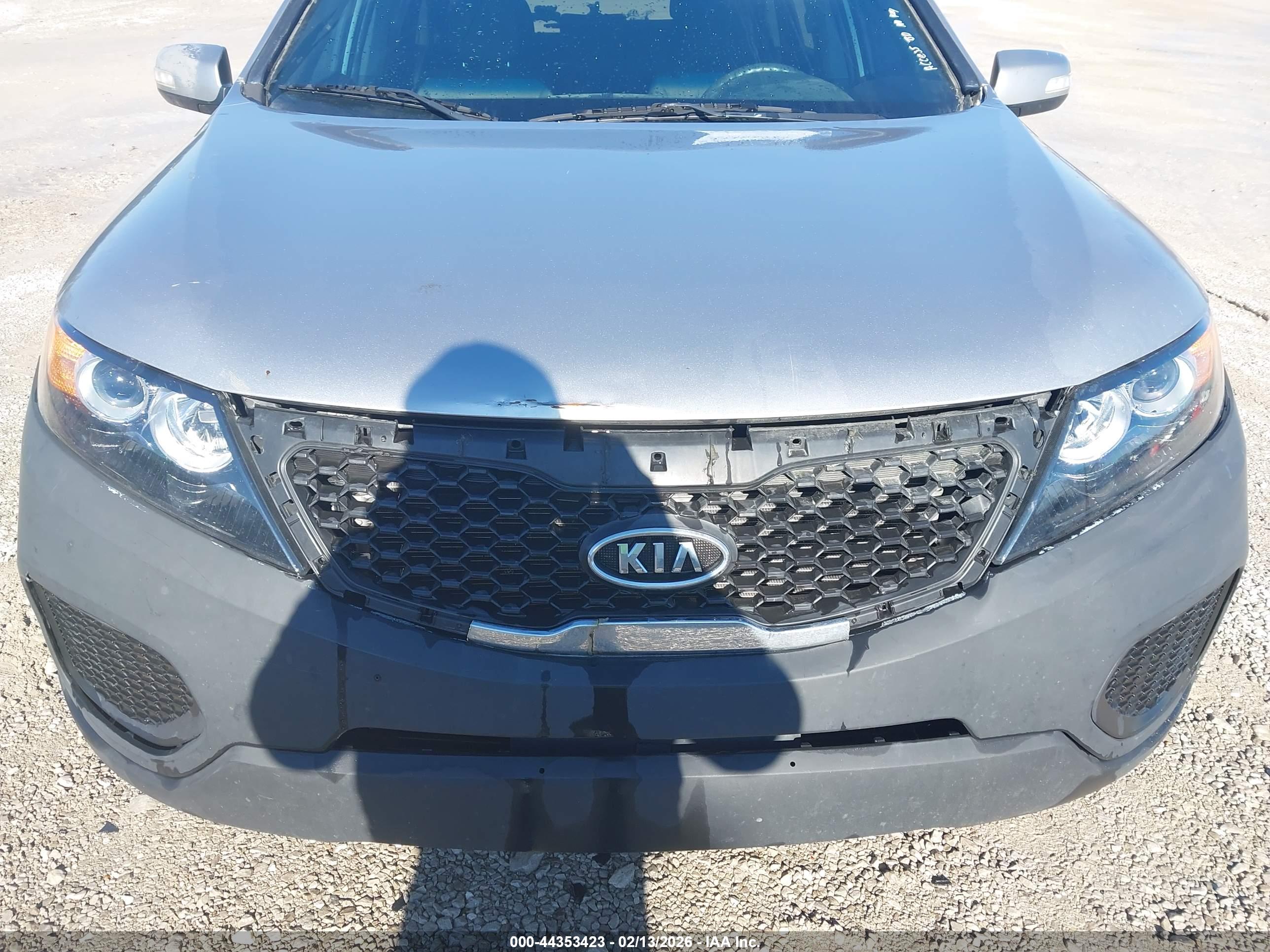 KIA SORENTO image 6