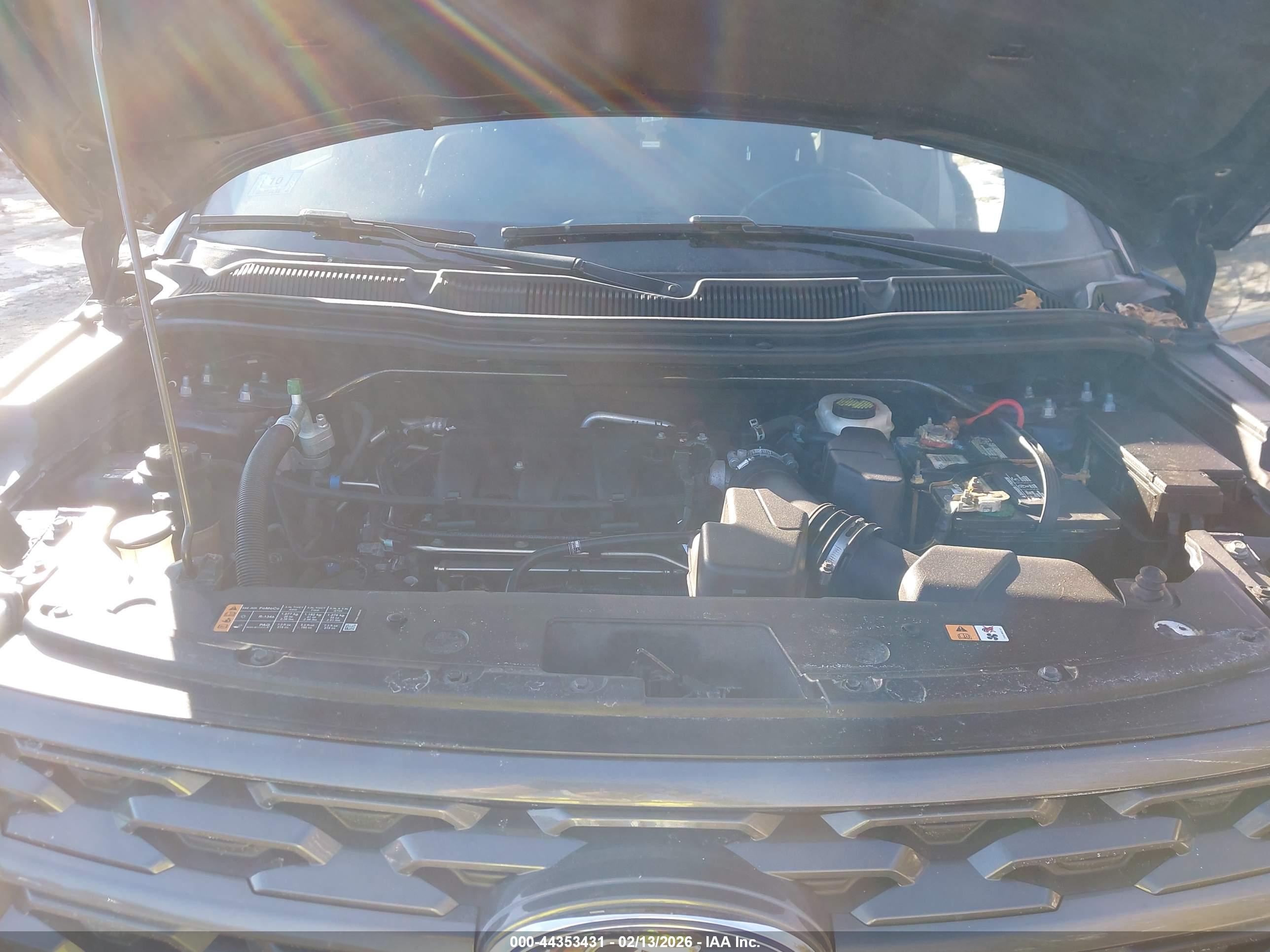 FORD EXPLORER image 10