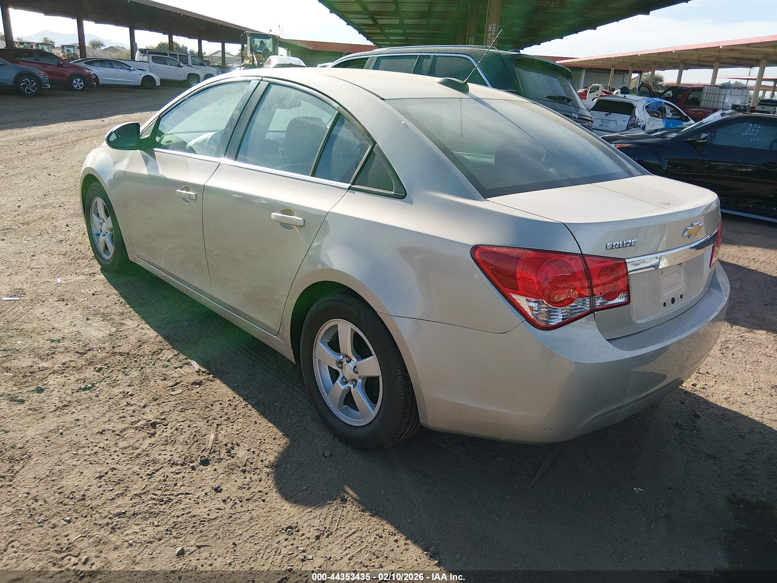 CHEVROLET CRUZE image 3
