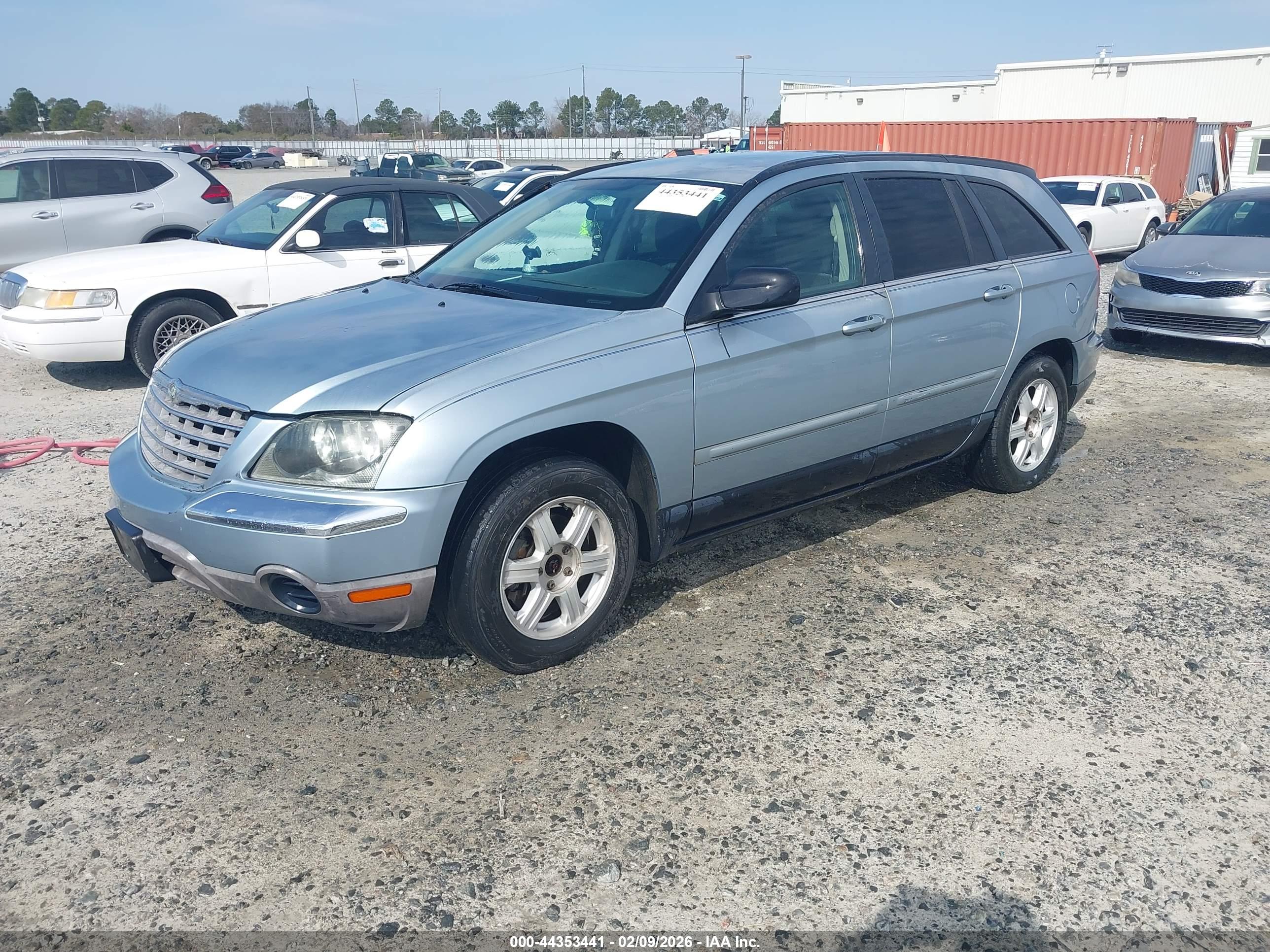 CHRYSLER PACIFICA image 2