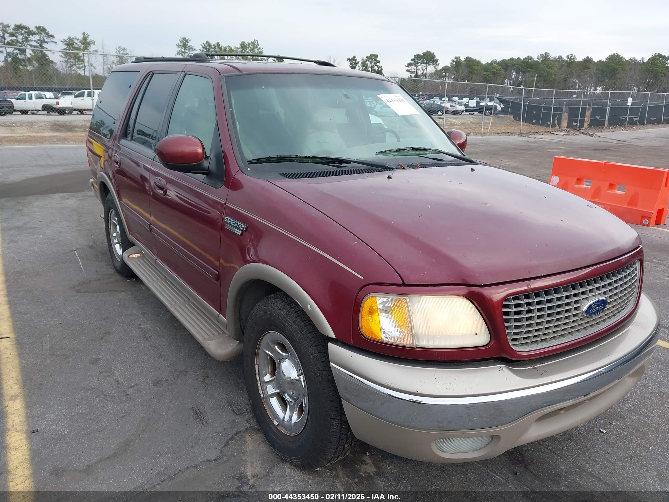 FORD EXPEDITION image 6