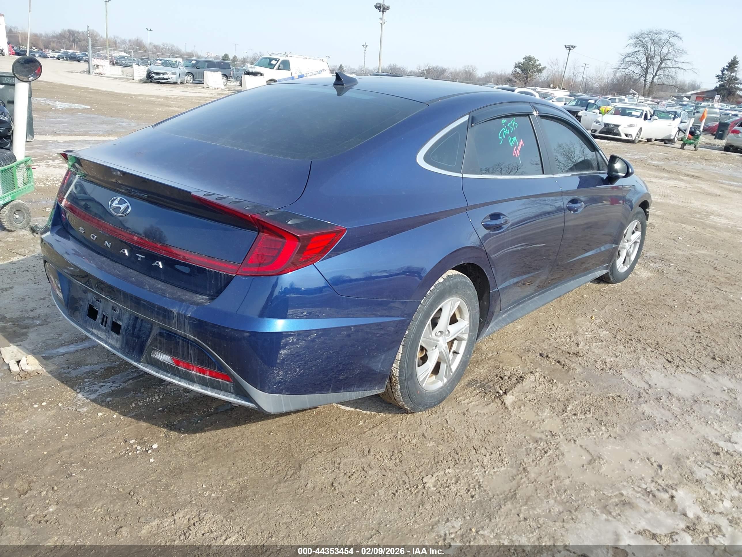 HYUNDAI SONATA image 4