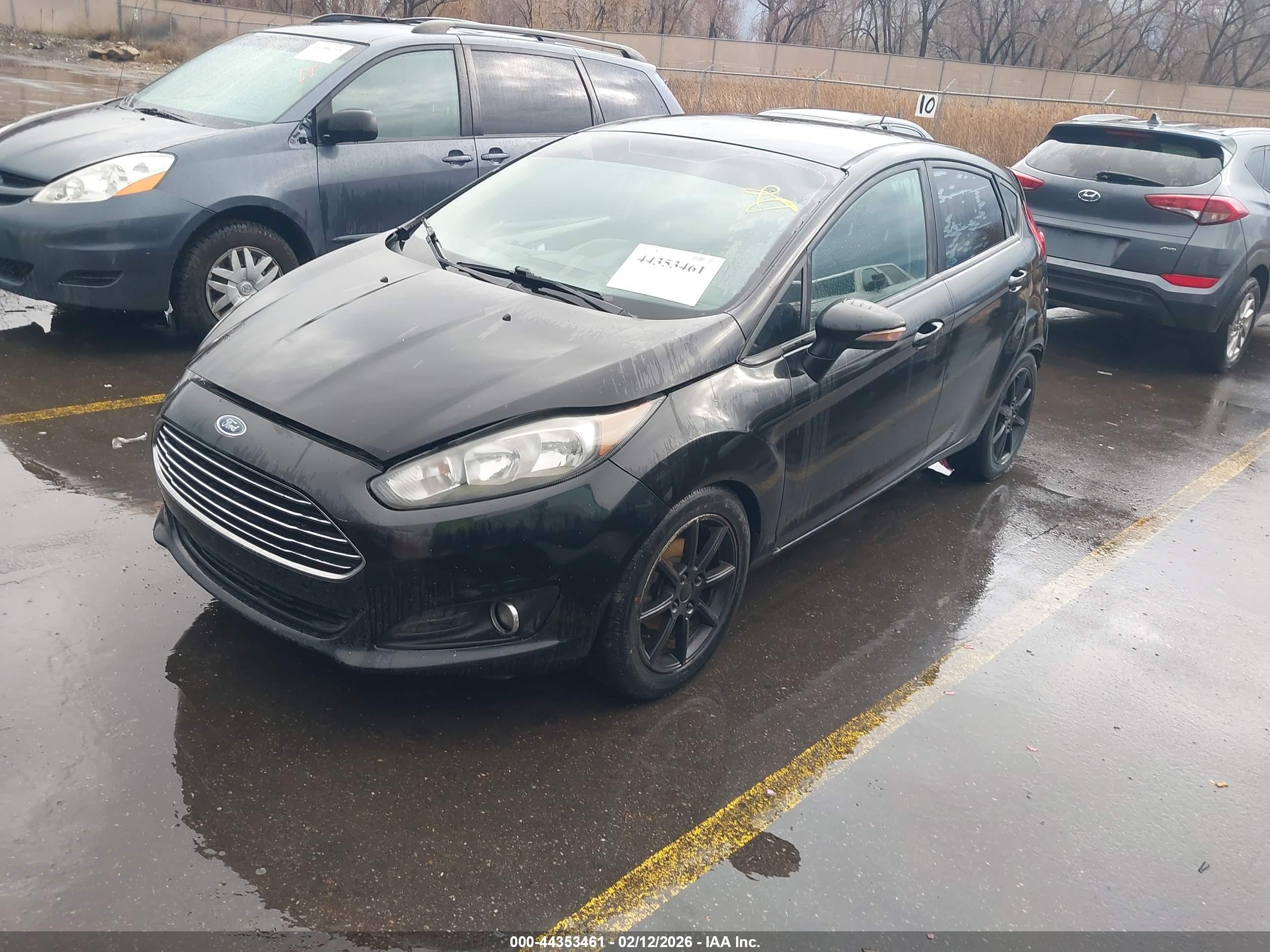 FORD FIESTA image 2