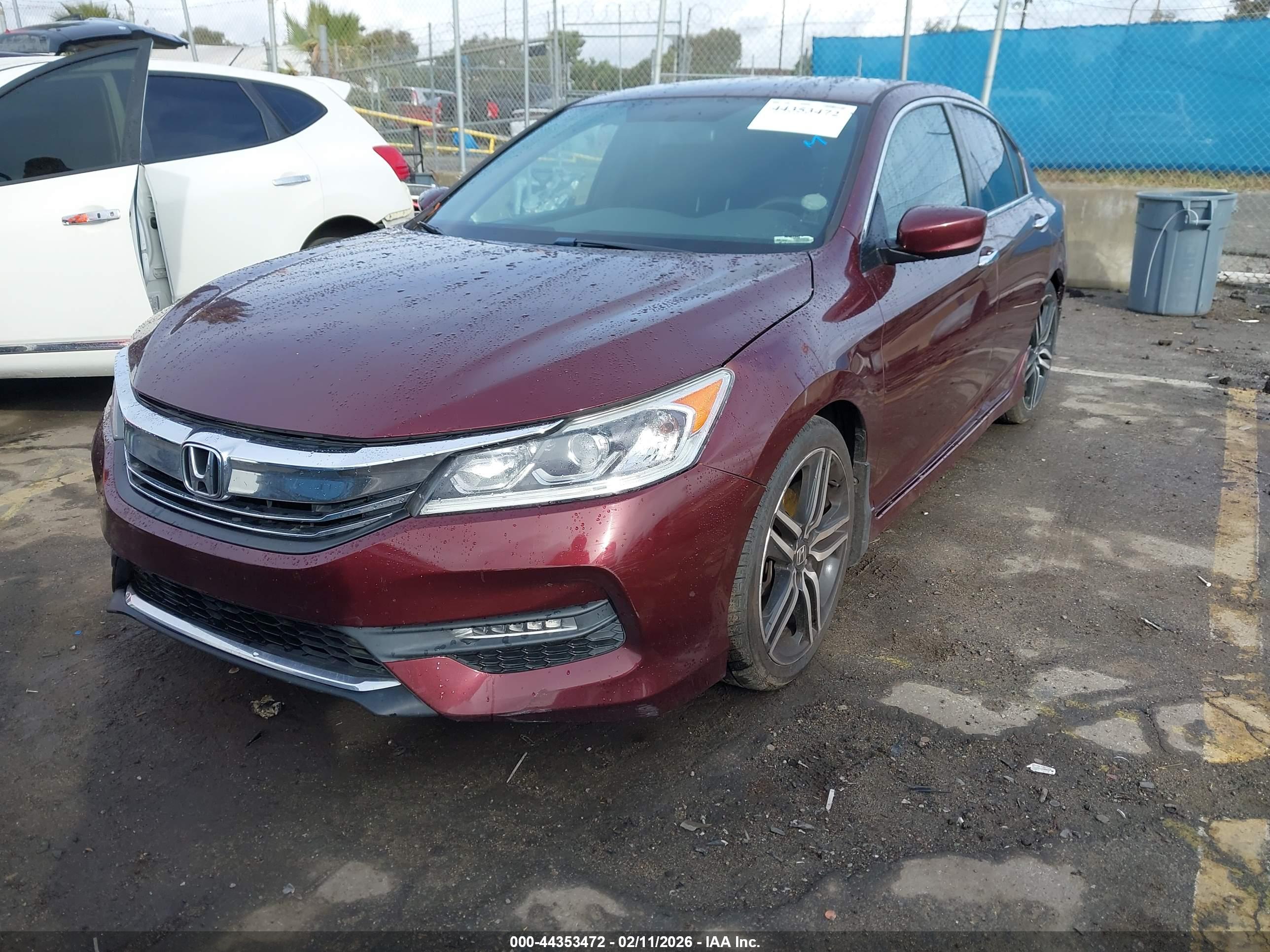 HONDA ACCORD image 2