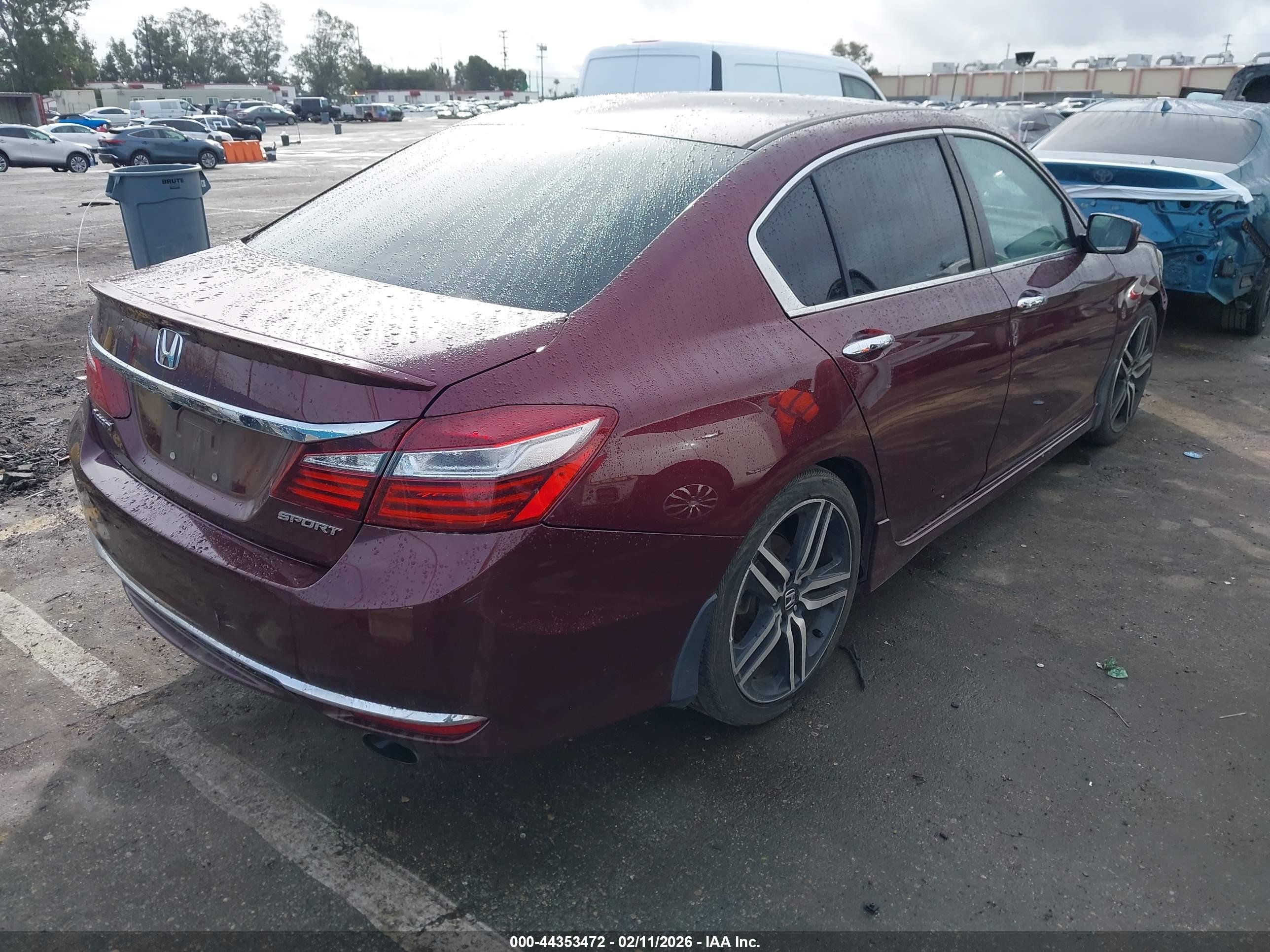 HONDA ACCORD image 4