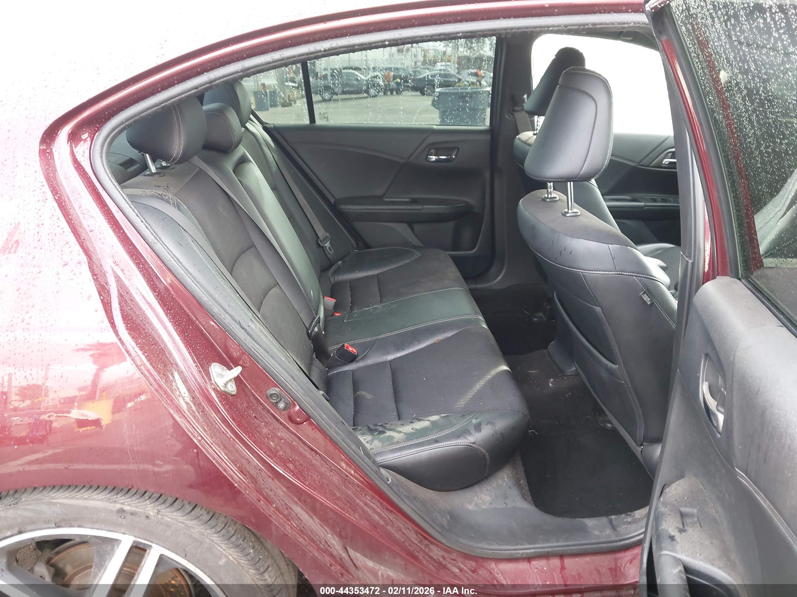 HONDA ACCORD image 8