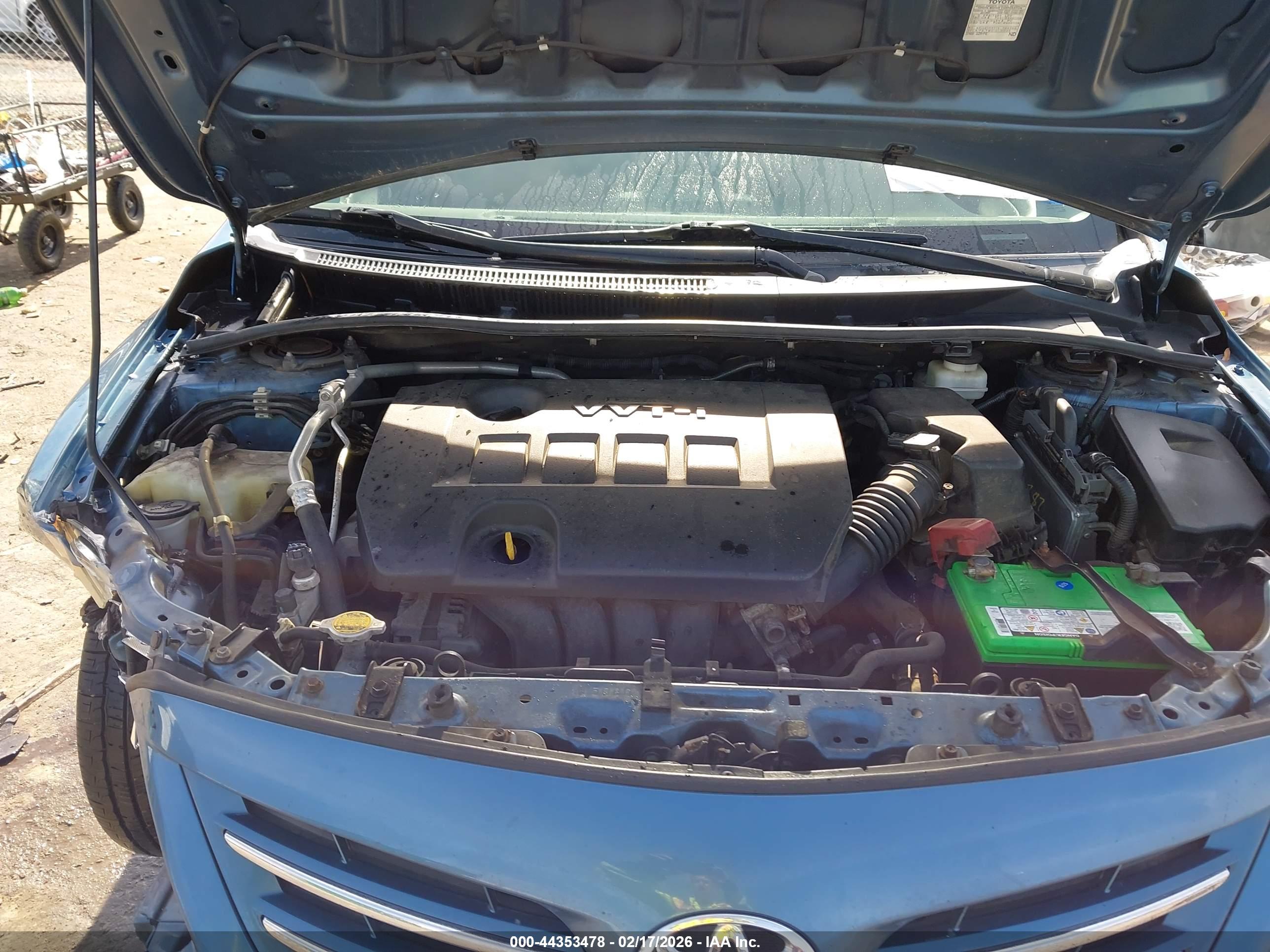 TOYOTA COROLLA image 10