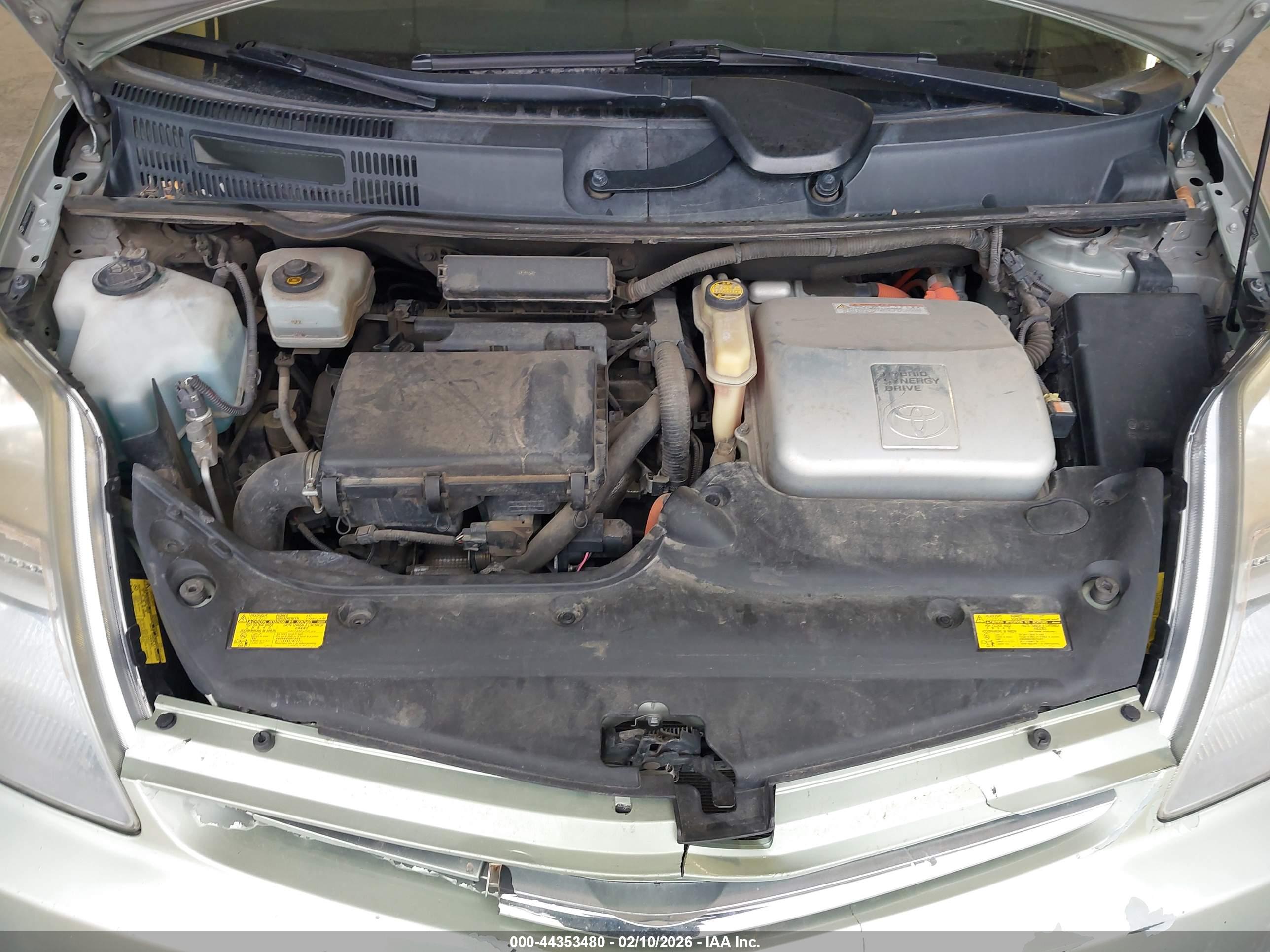 TOYOTA PRIUS image 10