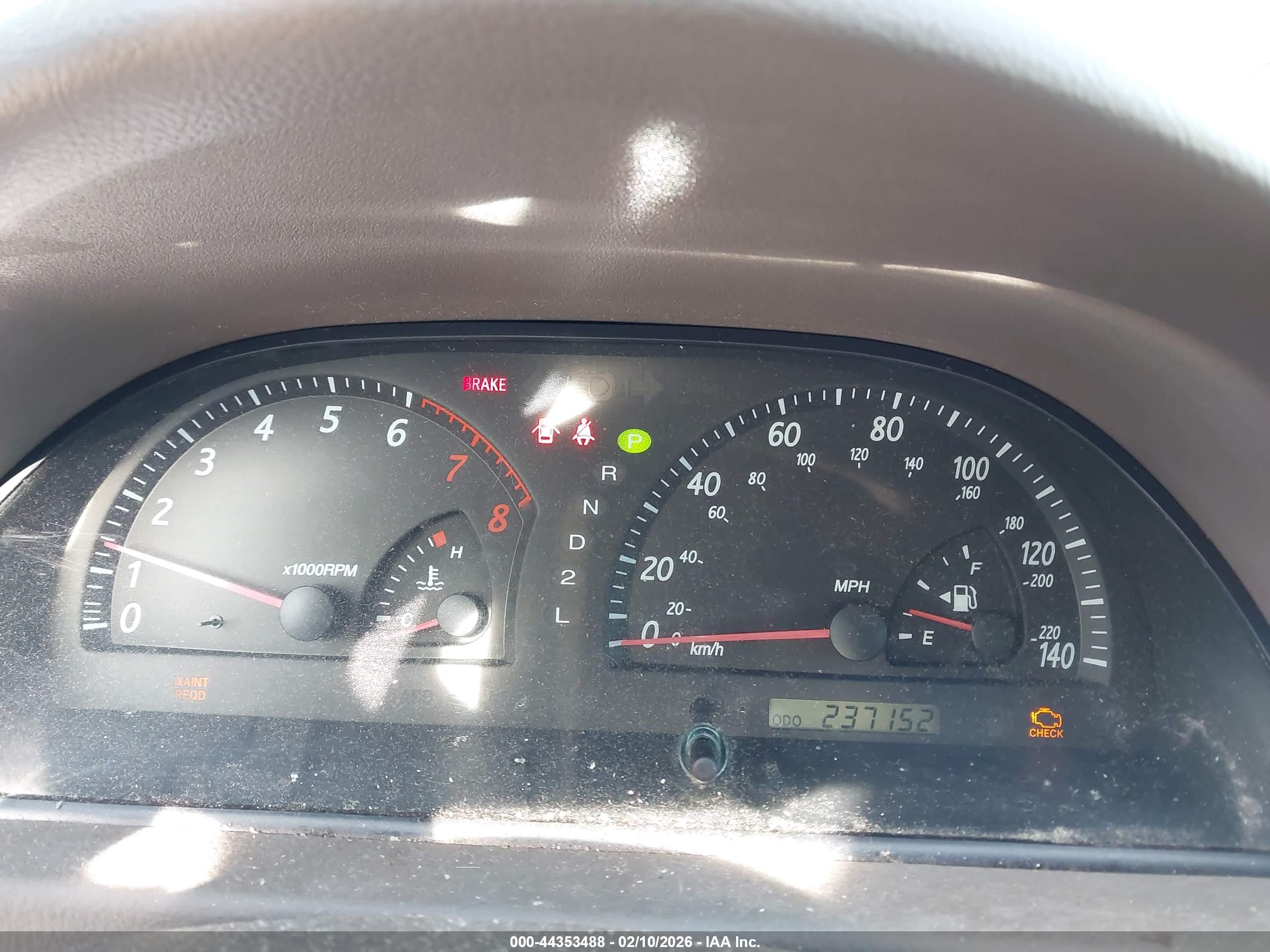 TOYOTA CAMRY image 7