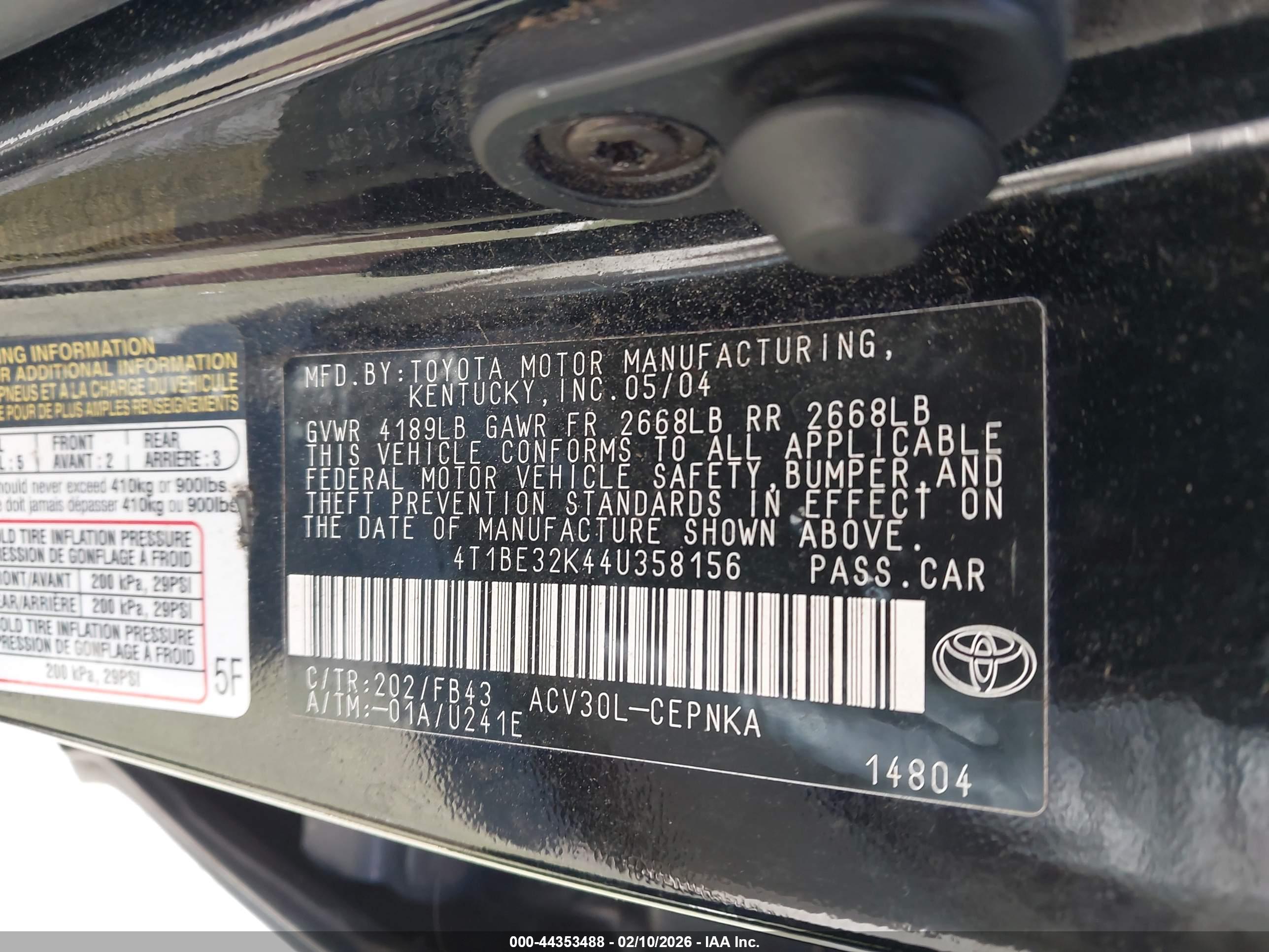 TOYOTA CAMRY image 9