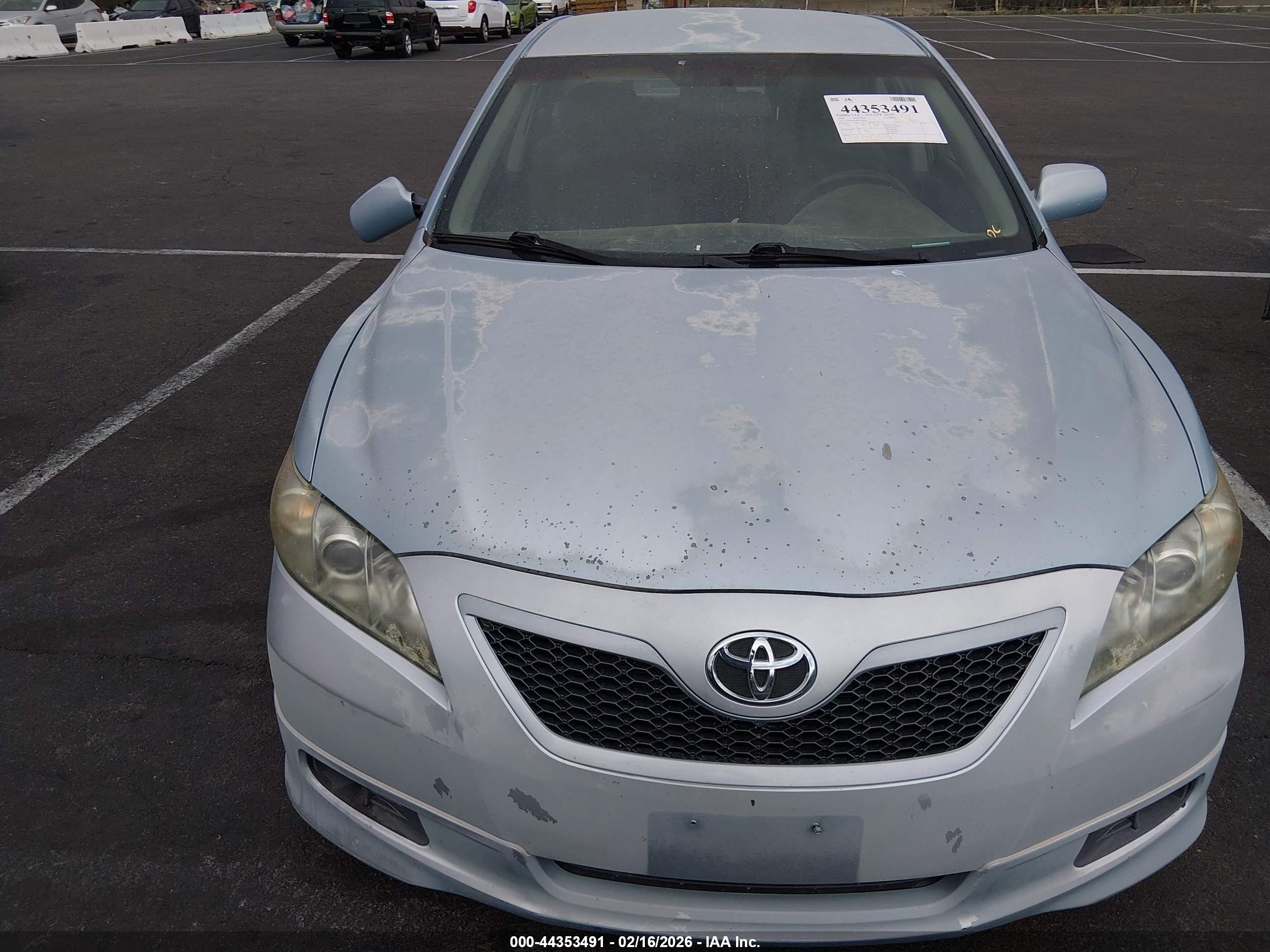 TOYOTA CAMRY image 6