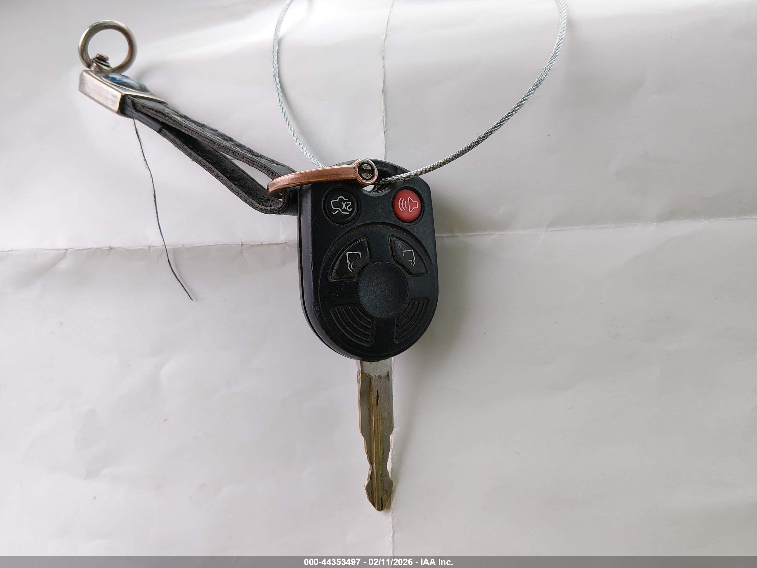 FORD ESCAPE image 11