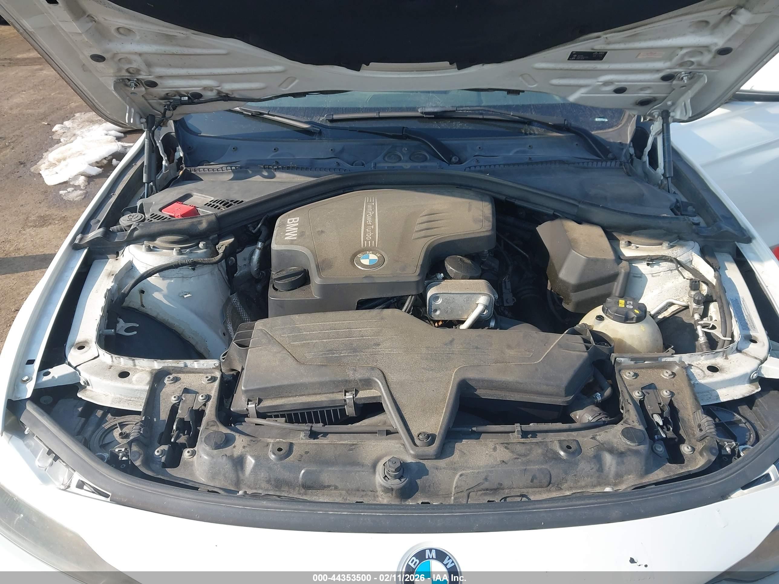 BMW 328I image 10