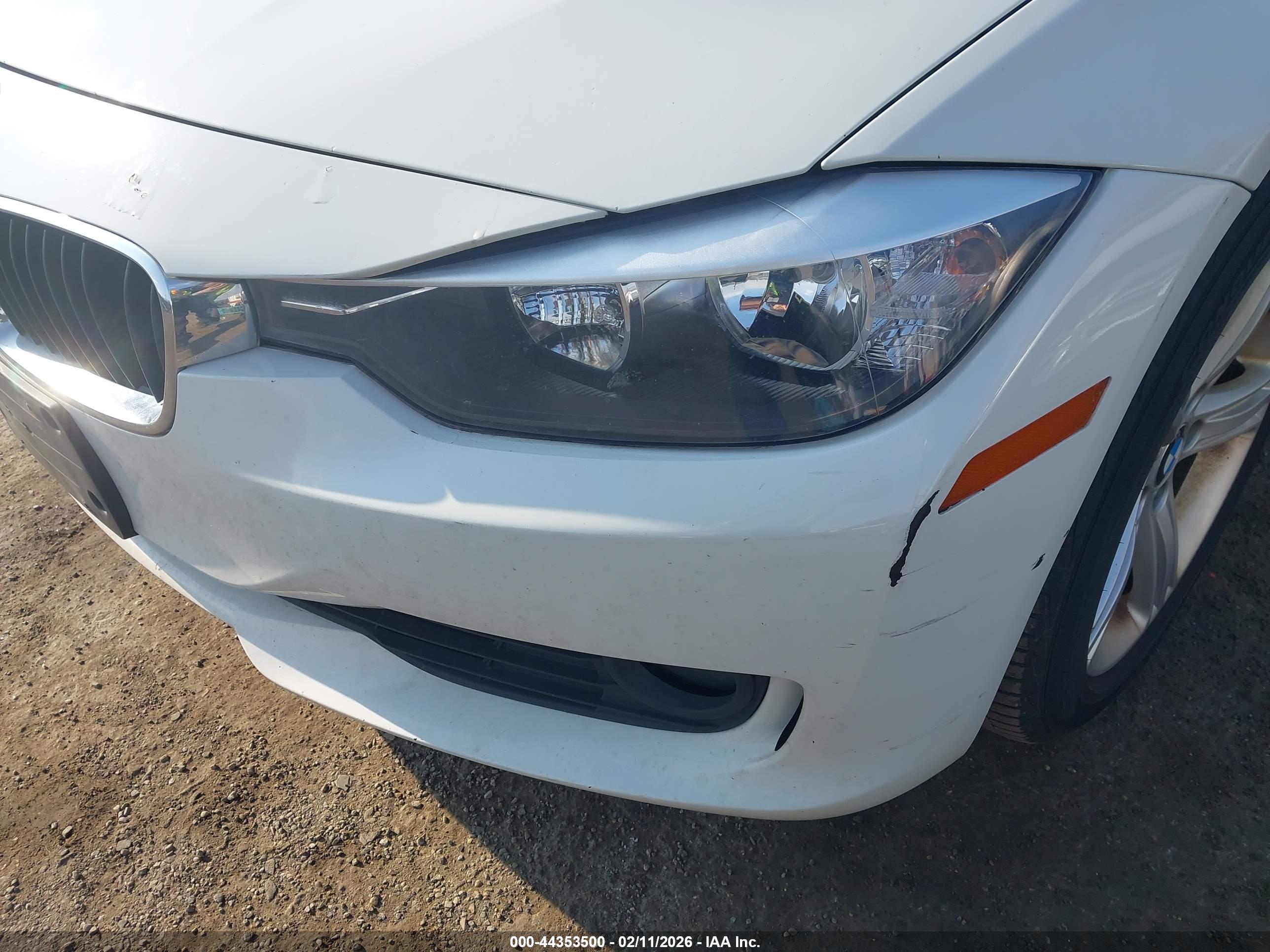 BMW 328I image 6