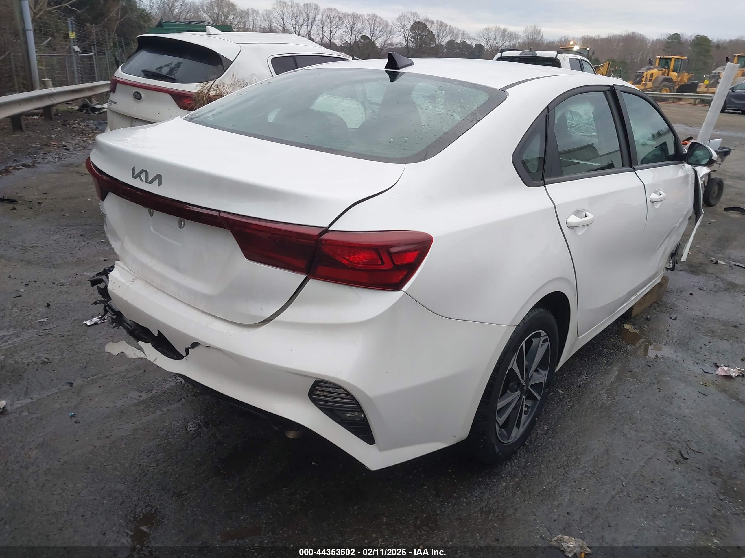 KIA FORTE image 4